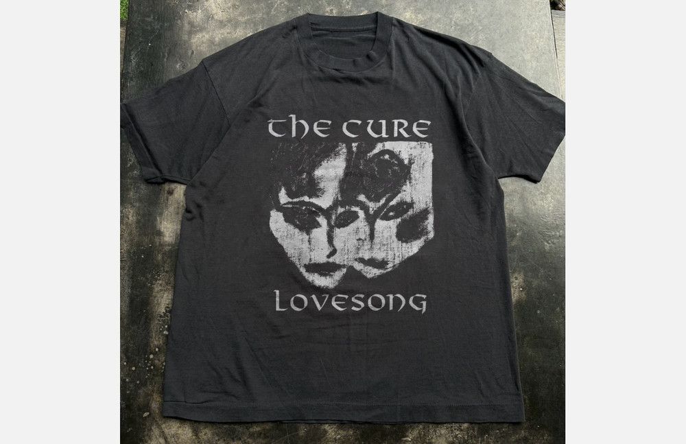 Other The Cure Lovesong Vintage 90s T-shirt Size US M / EU 48-50 / 2 - 1 Preview