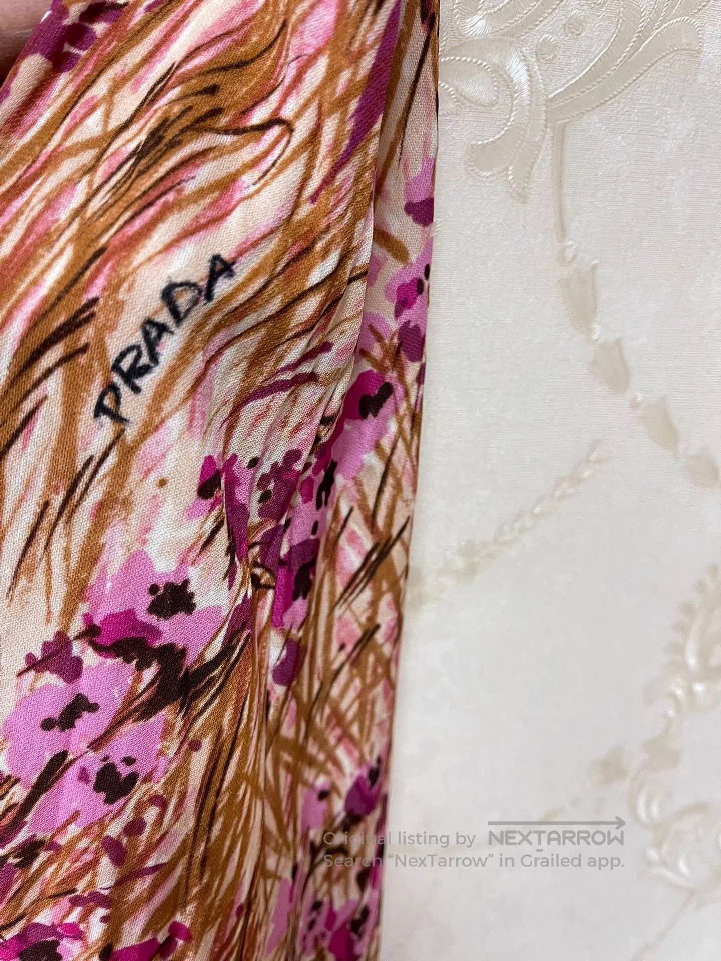 Prada PRADA Resort Runway Collection Dress. Size M / US 6-8 / IT 42-44 - 7 Thumbnail