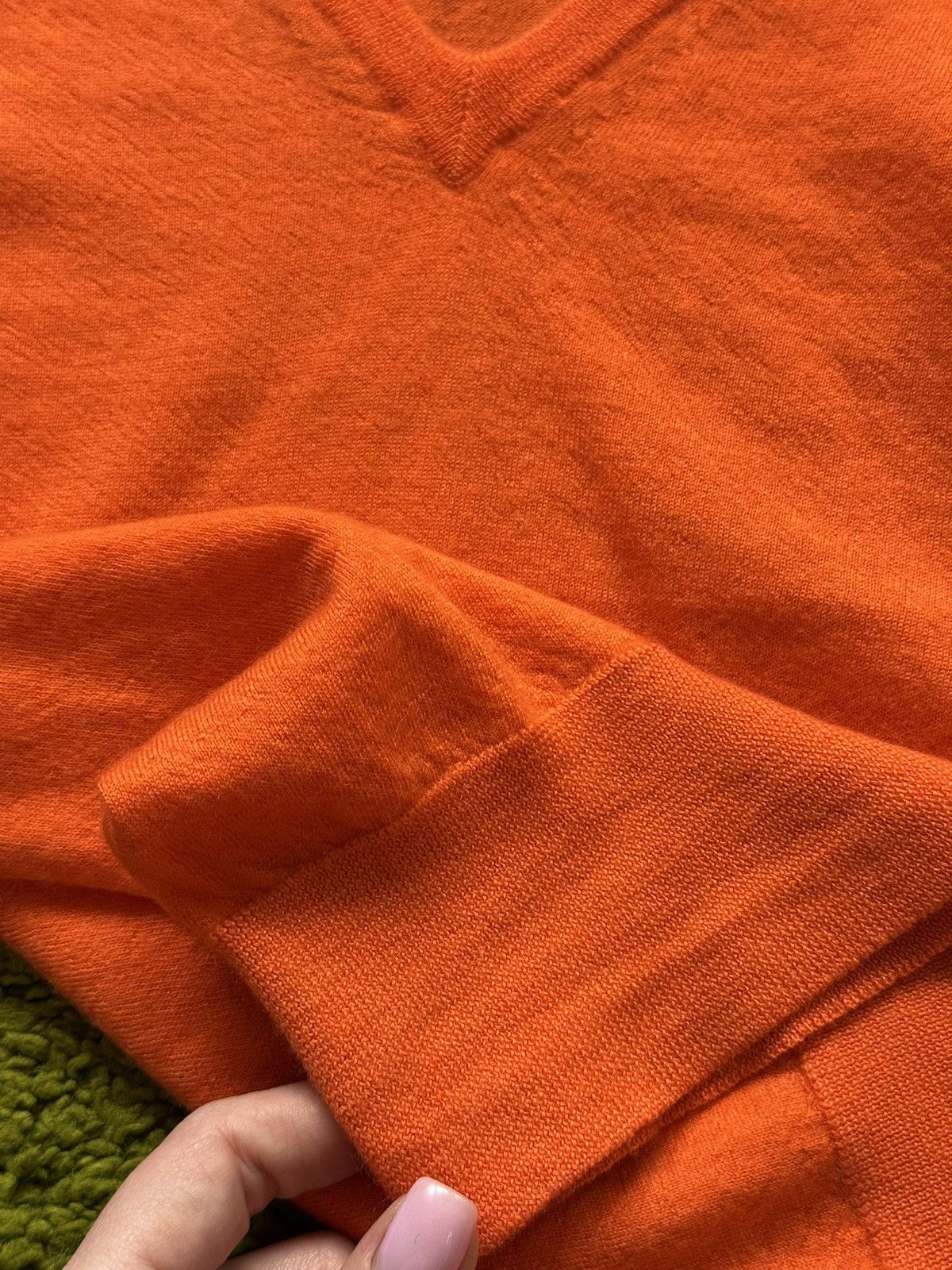 Dolce & Gabbana Dolce & Gabbana D&G orange wool v-neck pullover sweater Size US XS / EU 42 / 0 - 3 Thumbnail