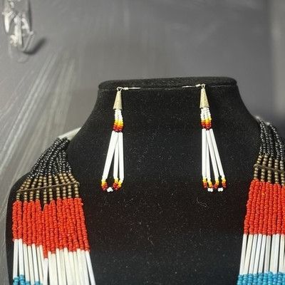 Other Gorgeous Glass And Seed Bead Multicolor Necklace Adjustable Size ONE SIZE - 5 Thumbnail