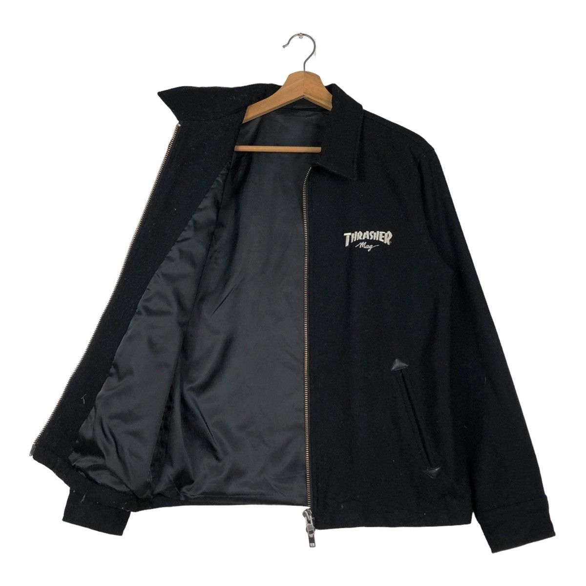 Japanese Brand 🔥VINTAGE BIKER JACKET SKATE THRASHER BIG LOGO PUNK DESIGN Size US M / EU 48-50 / 2 - 4 Thumbnail