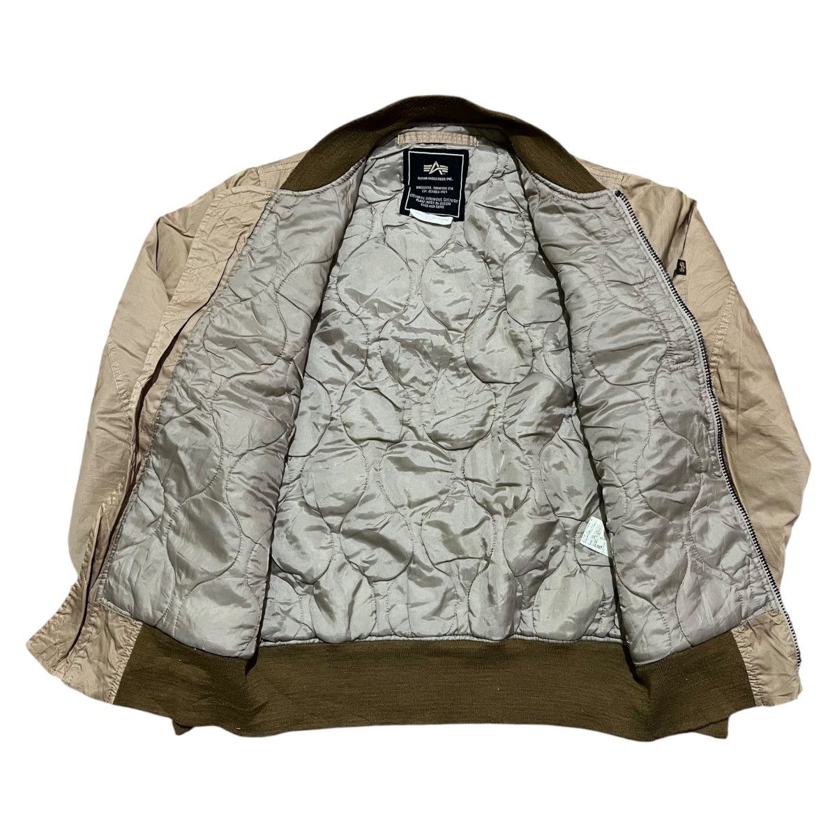 Alpha Industries × Vintage Alpha Industries MA-1 Bomber Jacket Size US M / EU 48-50 / 2 - 2 Thumbnail
