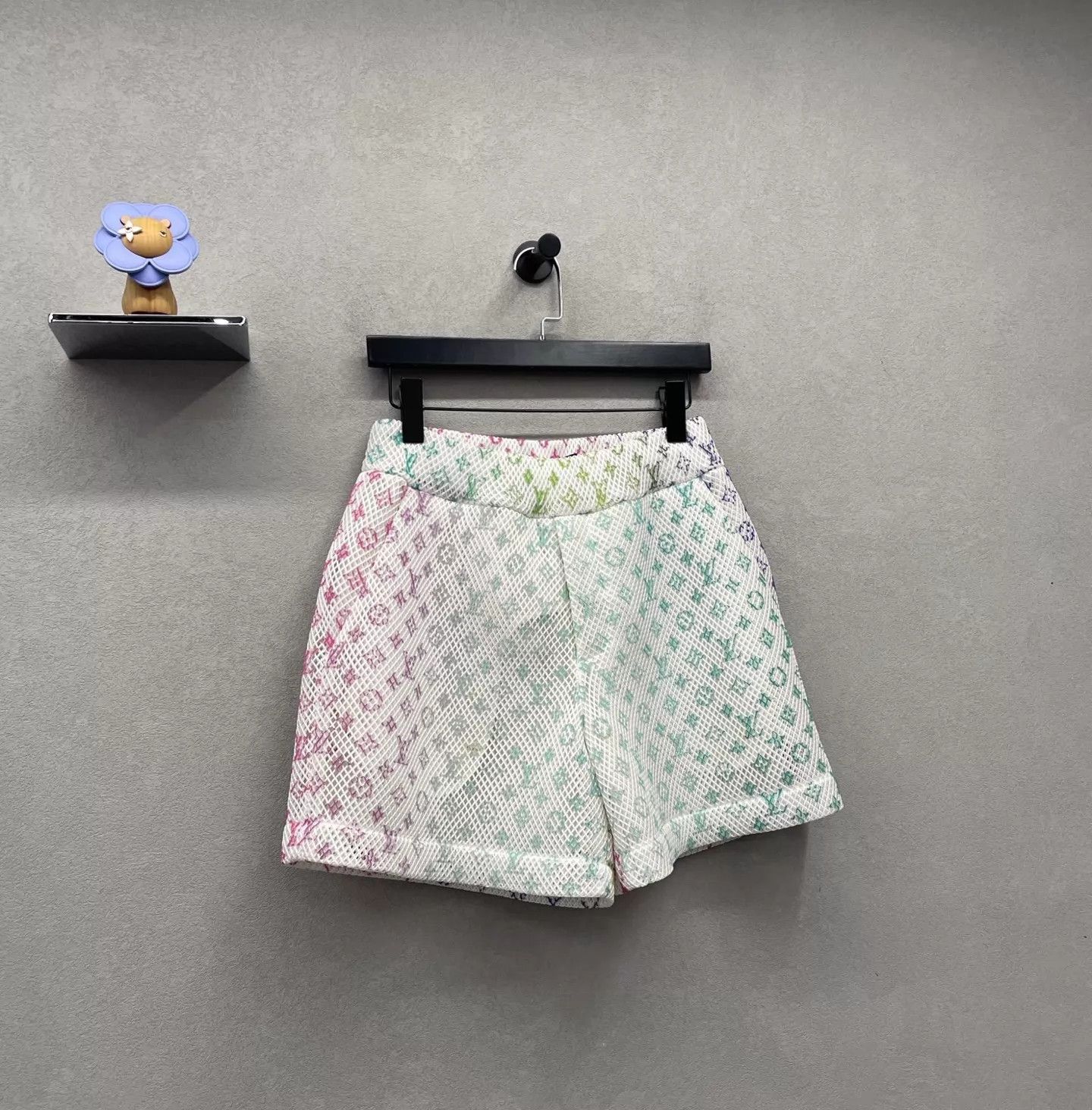 Louis Vuitton LV Gradient Cutout Shorts Size 36 Size US 36 / EU 52 - 3 Thumbnail