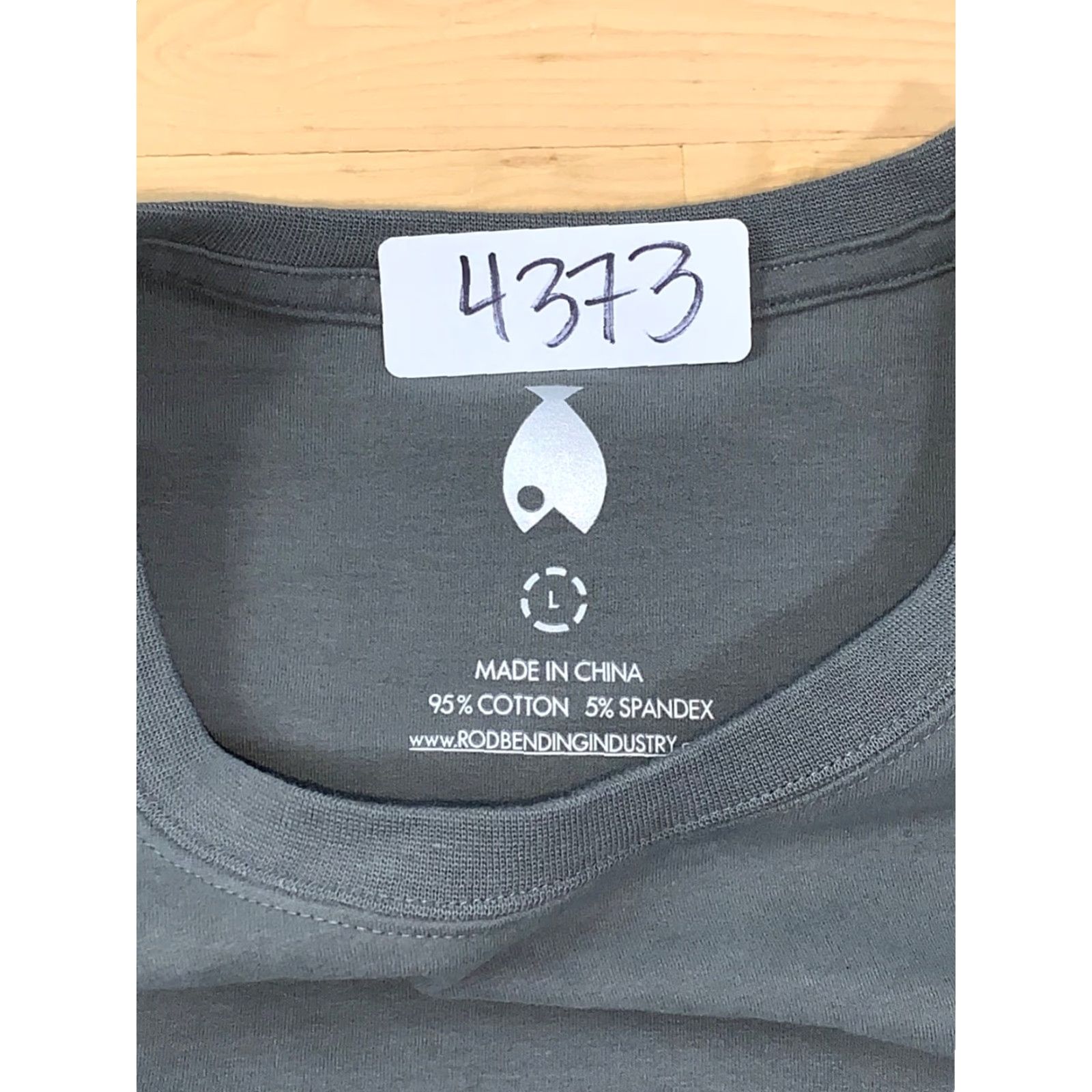 Vintage Rodbendingindustry RodBendingIndustry Fishing T Shirt L Gray Short Sleeve Crew Neck Men - T-Shirt Casual #4373 Size US L / EU 52-54 / 3 - 4 Thumbnail