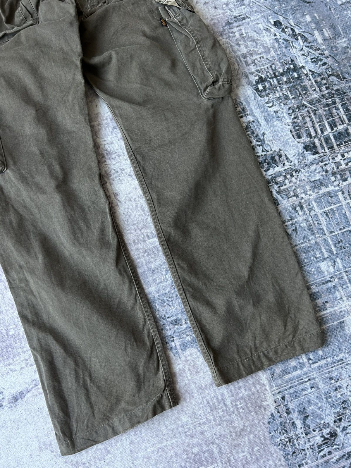 Alpha Industries Alpha Industries Cargo Navy Army Size US 28 / EU 44 - 13 Thumbnail