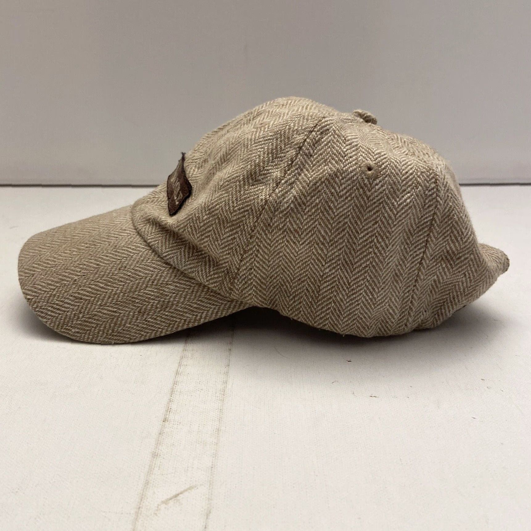 Aigle VINTAGE Aigle Tweed Baseball Cap One Size Beige Womens Size ONE SIZE - 5 Thumbnail