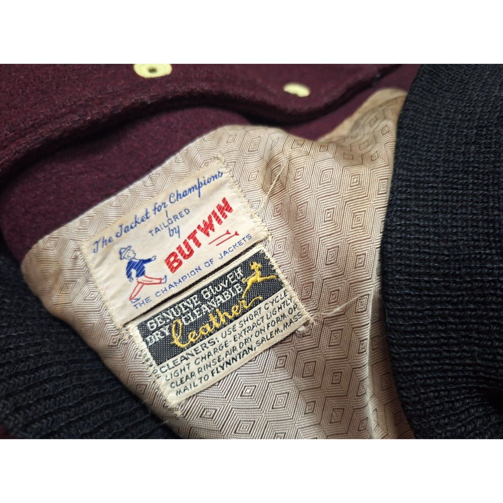 Vintage VINTAGE Butwin Varsity Jacket Men Wool Leather Burgundy 44 Sz 50s 60s Varisty Leather Lining MwY Size US S / EU 44-46 / 1 - 2 Thumbnail