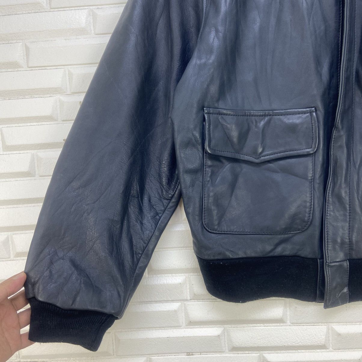 Chevignon Vtg Chevignon Honnor 350th Roll Airflyte A-2 Type Leather Size US M / EU 48-50 / 2 - 7 Thumbnail