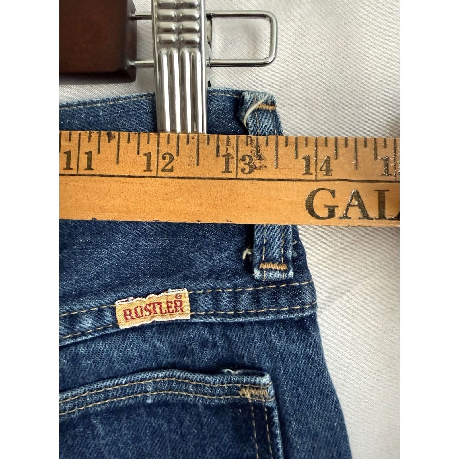 Denime VINTAGE Rustler Mens Blue Straight Leg Denim Jeans 30 x 32 80s Western Shirt Category: Jeans Shirt? Size US 30 / EU 46 - 4 Thumbnail