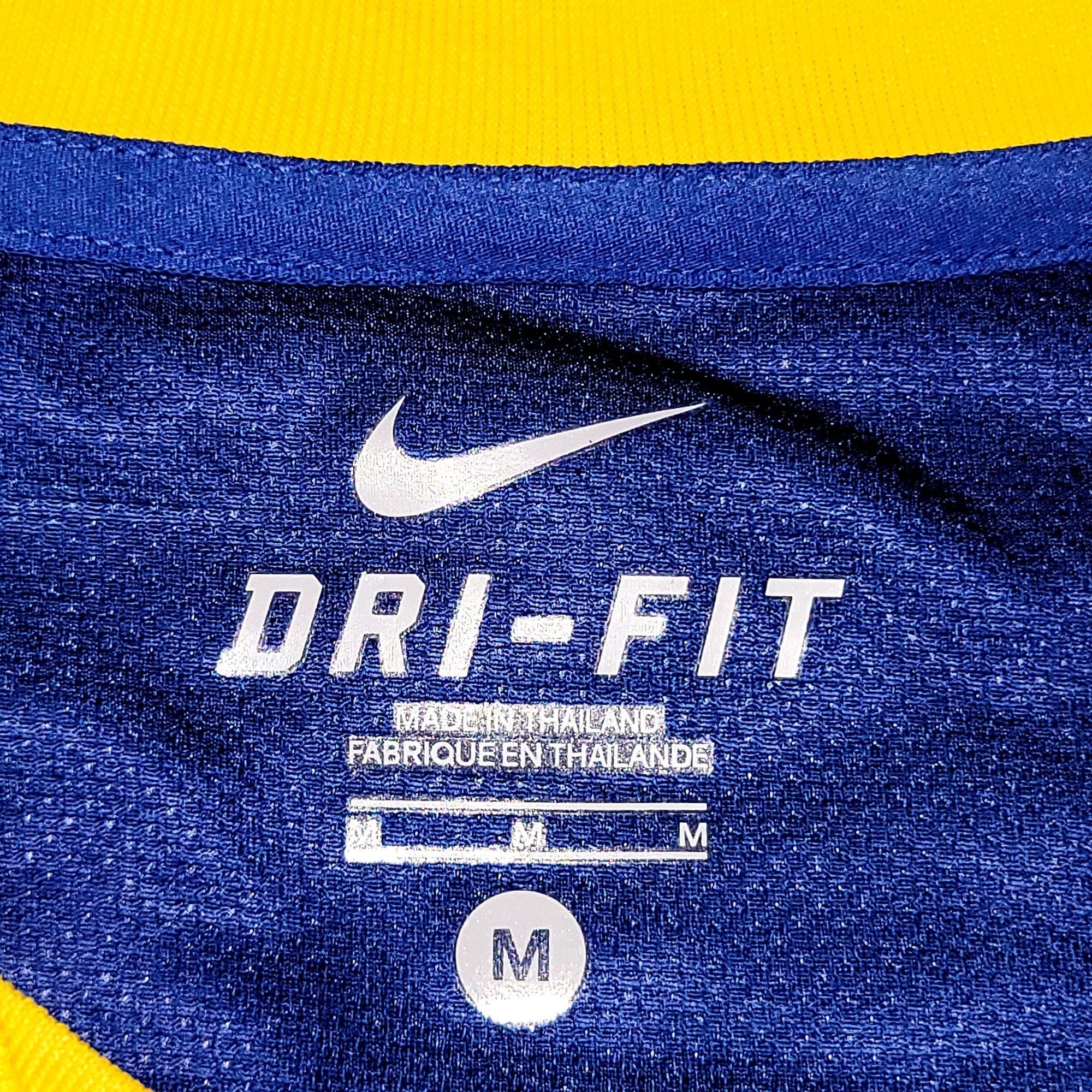 Nike Messi Barcelona 2010 2011 Home Soccer Jersey M Size US M / EU 48-50 / 2 - 5 Thumbnail
