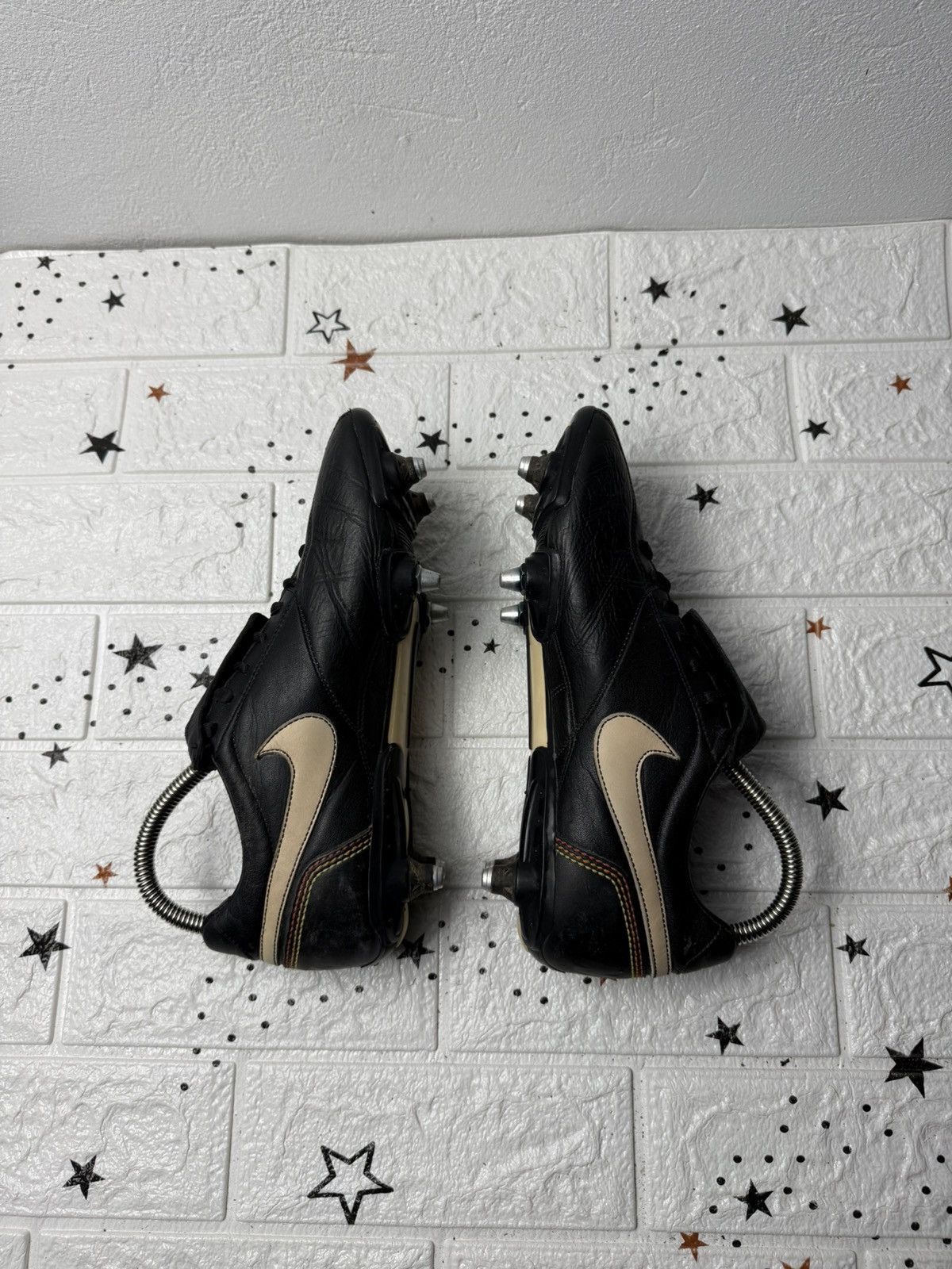 Nike Nike Tiempo Ronaldinho R10 SG US8 UK7 EUR41 BOOTS LEGEND Size US 8 / EU 41 - 8 Thumbnail