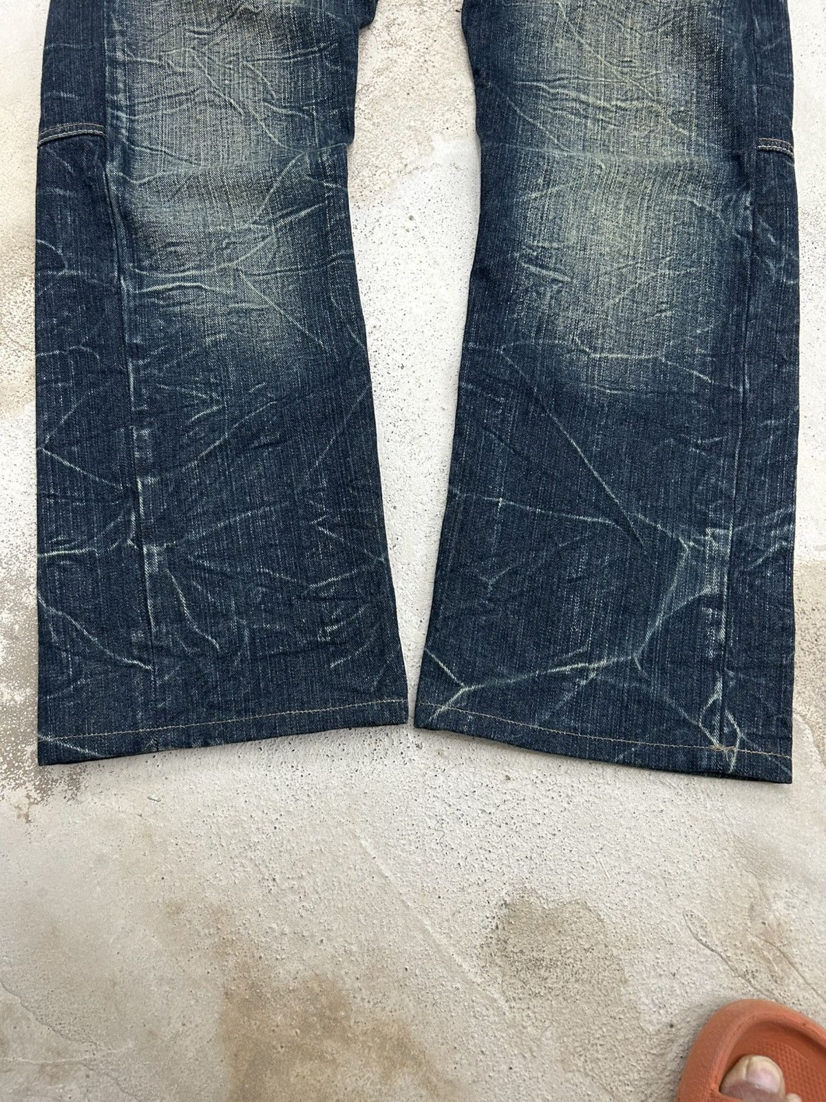 Le Grande Bleu (L.G.B.) Vintage Dominate Double Waist Jeans Clawn Marks Washed Size US 34 / EU 50 - 2 Thumbnail