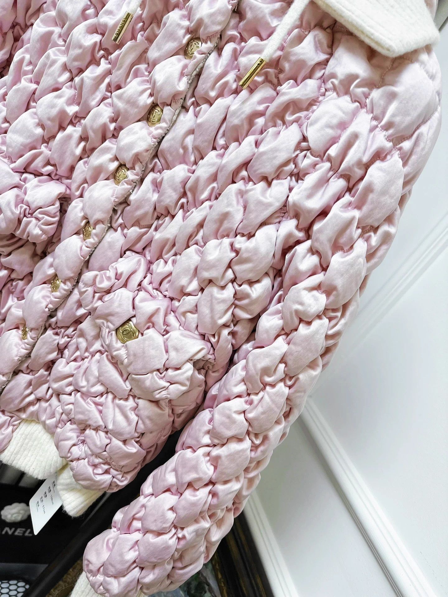 Chanel Chanel 22N Coco neige Pink Puffer 36 Size XS / US 0-2 / IT 36-38 - 2 Thumbnail