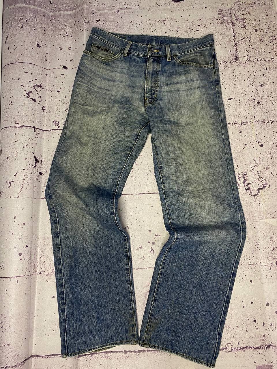 Hugo Boss Vintage Hugo Boss Loose Straight Fit Indigo Denim Jeans Size US 36 / EU 52 - 2 Thumbnail