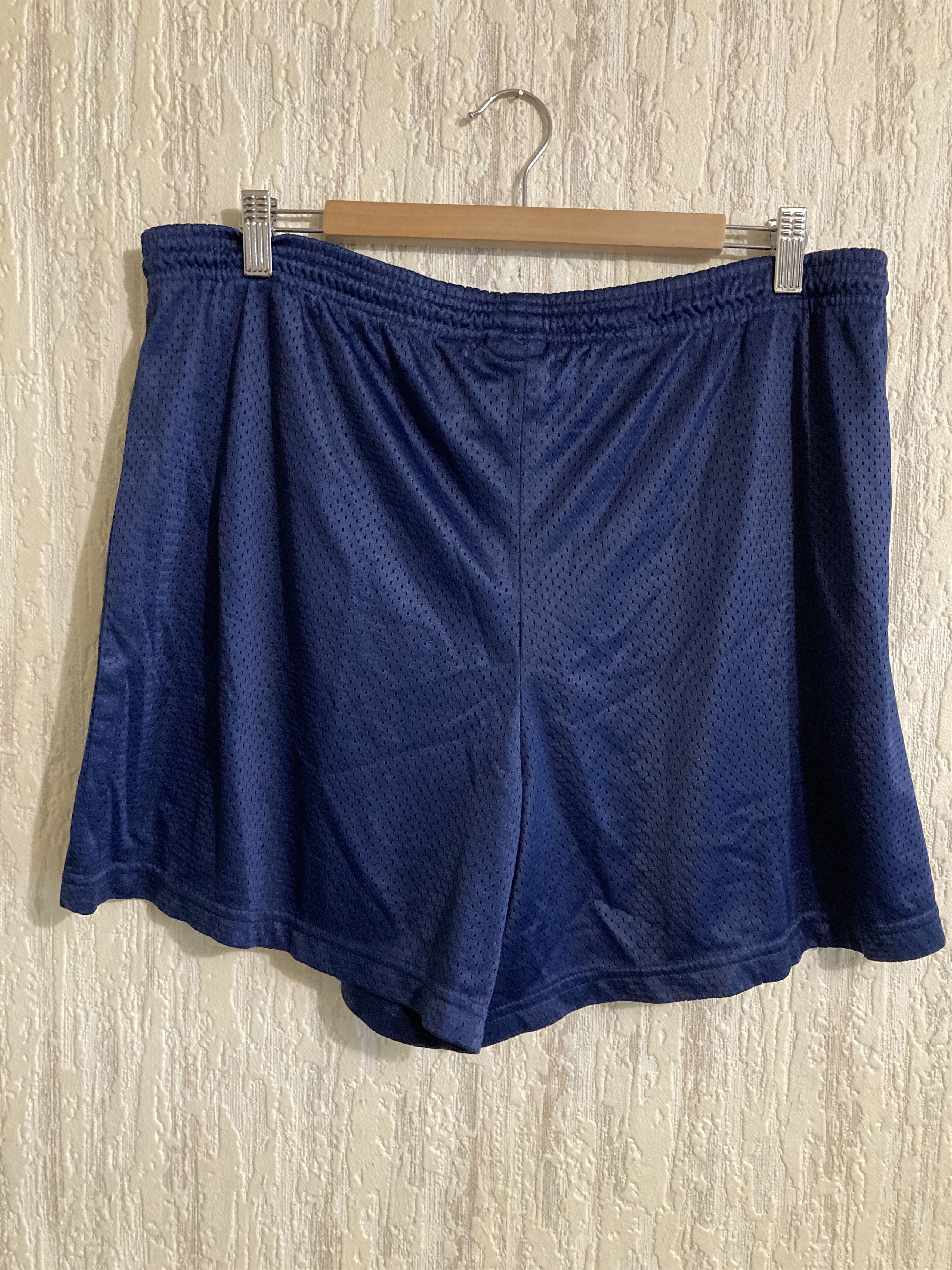 Converse × Vintage Vtg. Converse With Perforation Streetball Shorts Made In USA Size US 36 / EU 52 - 2 Thumbnail