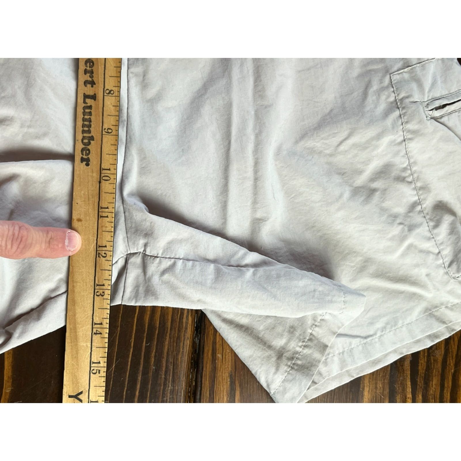 Vintage Columbia Shorts Women's Medium Tan Fishing/Hiking Cargo Pockets Size 32" / US 10 / IT 46 - 5 Thumbnail