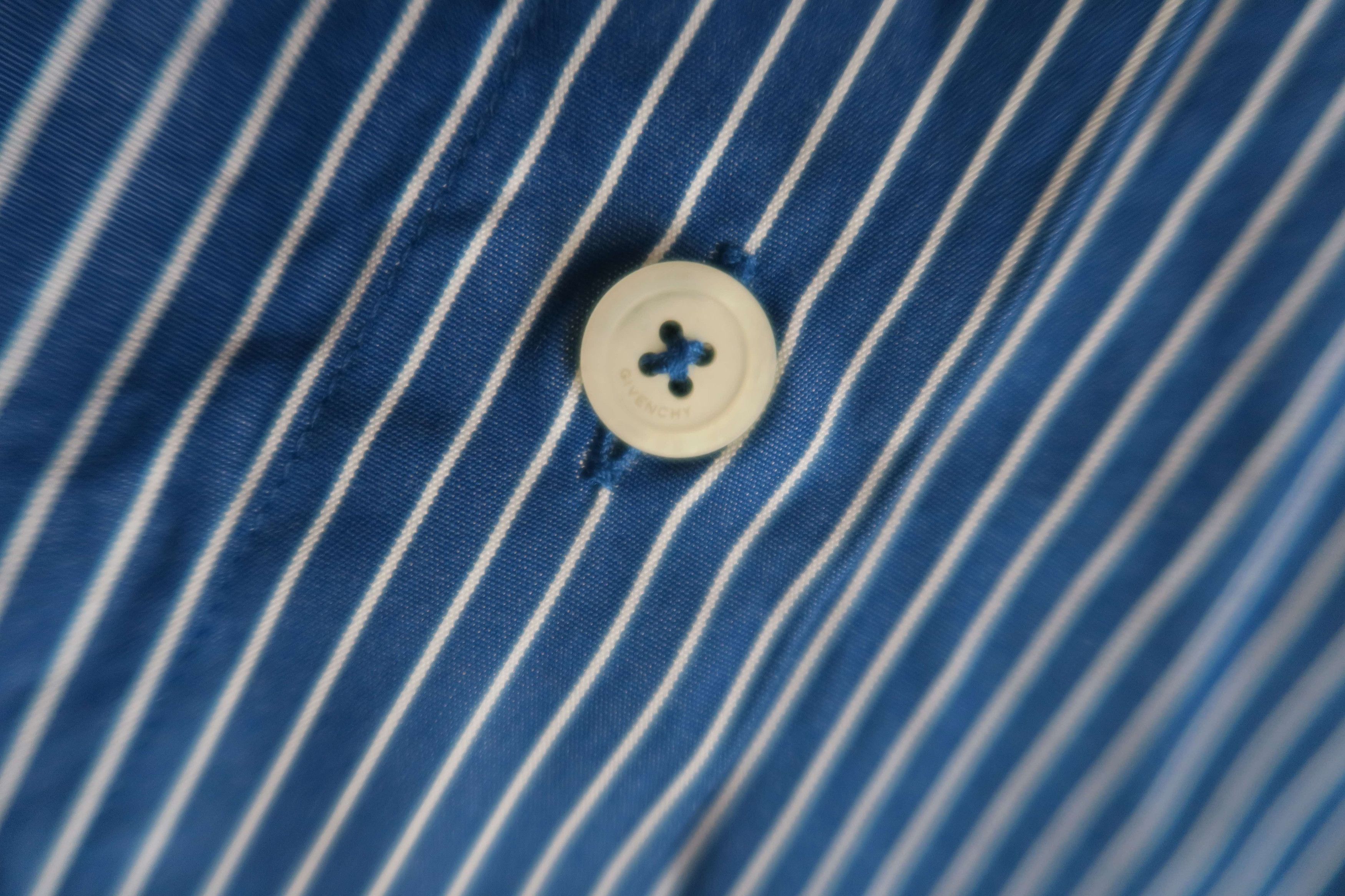 Givenchy Givenchy Pinstripe Contrast Collar/Cuffs Detail Shirt Size US L / EU 52-54 / 3 - 9 Thumbnail