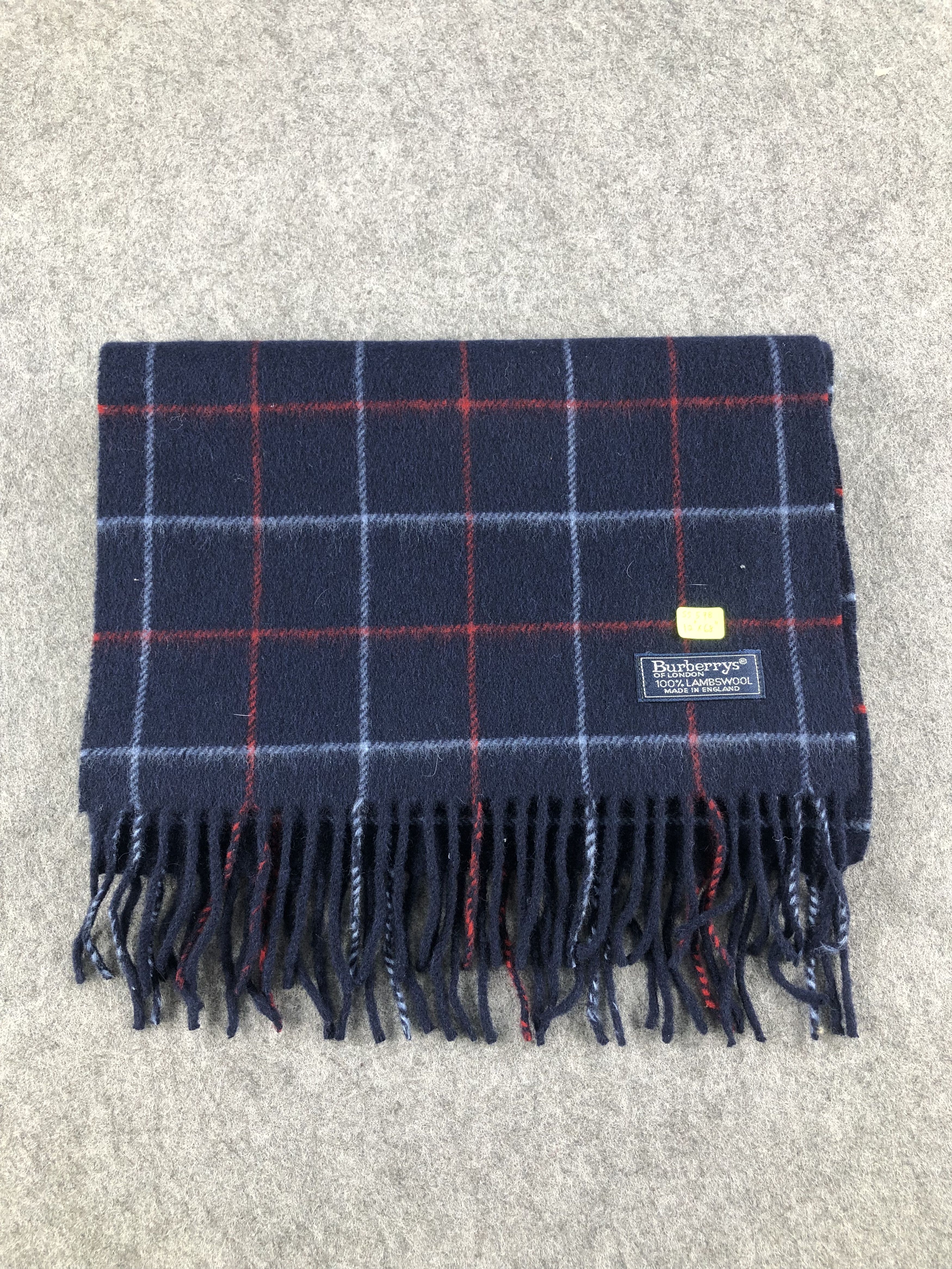 Burberry Burberry Scarf / Muffler / Neckwear Size ONE SIZE - 6 Thumbnail