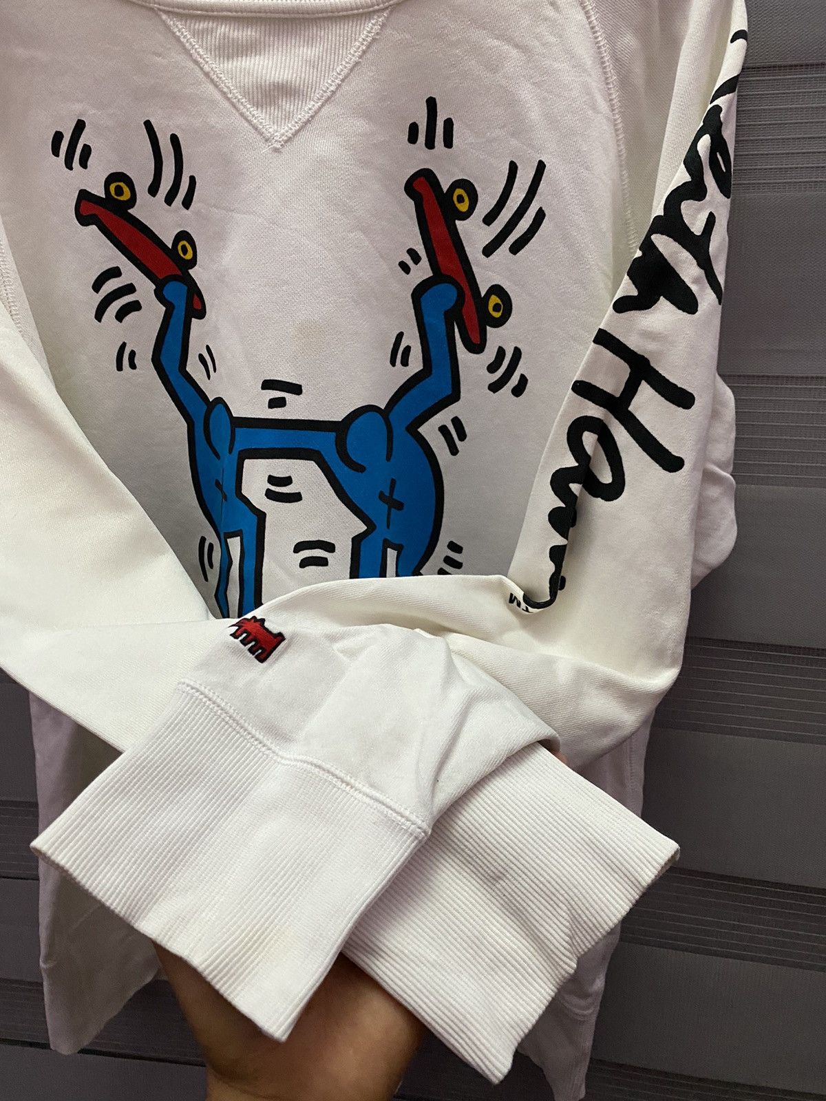 Vintage Thrashed Keith Haring Skateboarding Distressed Sweatshirt Size US M / EU 48-50 / 2 - 4 Thumbnail