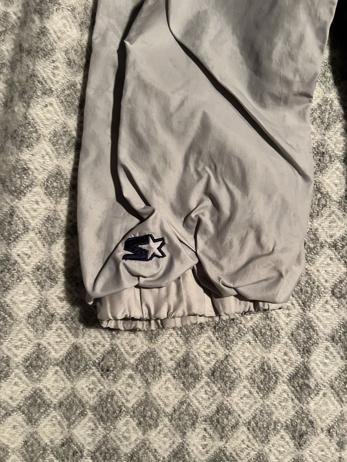 Starter Vintage Starter NY Yankees Rain Coat. Size US L / EU 52-54 / 3 - 5 Thumbnail