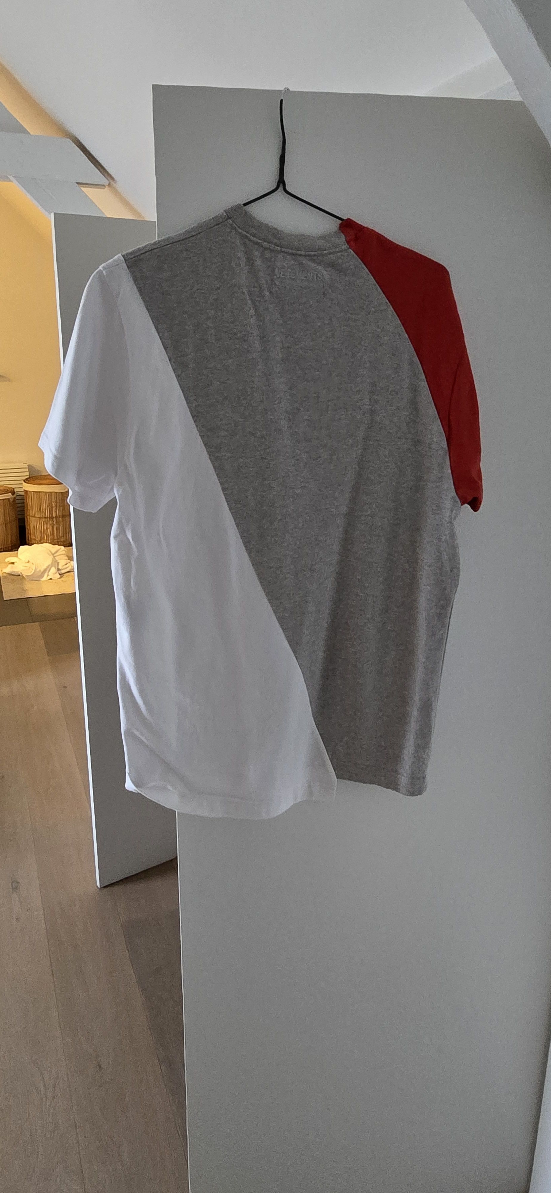 Tommy Hilfiger × Vetements Logo Print Patchwork T-Shirt Size US S / EU 44-46 / 1 - 13 Thumbnail