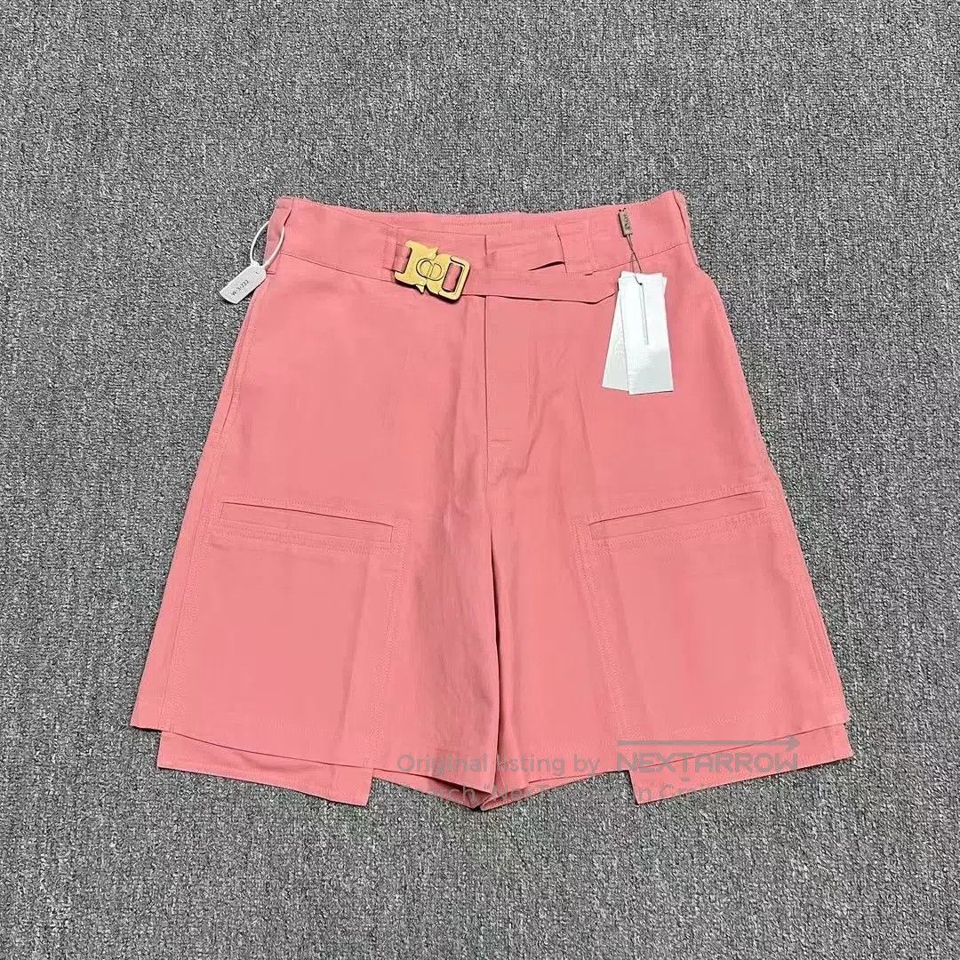 Dior dior pink satin functional work shorts. Size US 28 / EU 44 - 1 Thumbnail