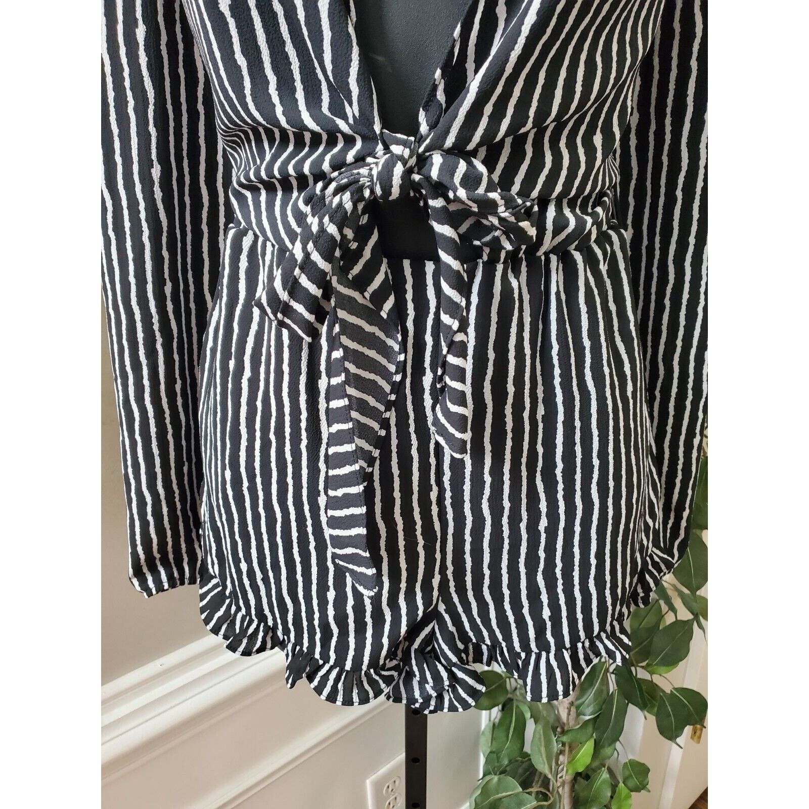 Other Papaya Striped Polyester Ruffle Long Sleeve Romper Size M Size M / US 6-8 / IT 42-44 - 3 Thumbnail