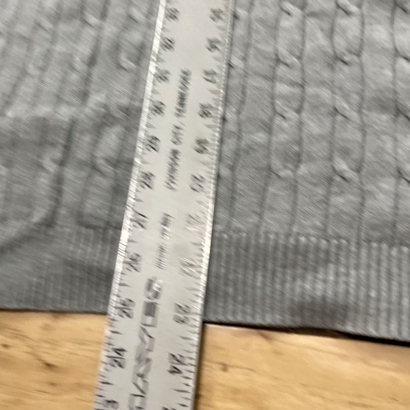 Vintage VENEZIA Vneck CableKnit Sweater Womens 18/20W XL Gray Silver Classic Knit XL Size 3XL / US 20-22 - 7 Thumbnail