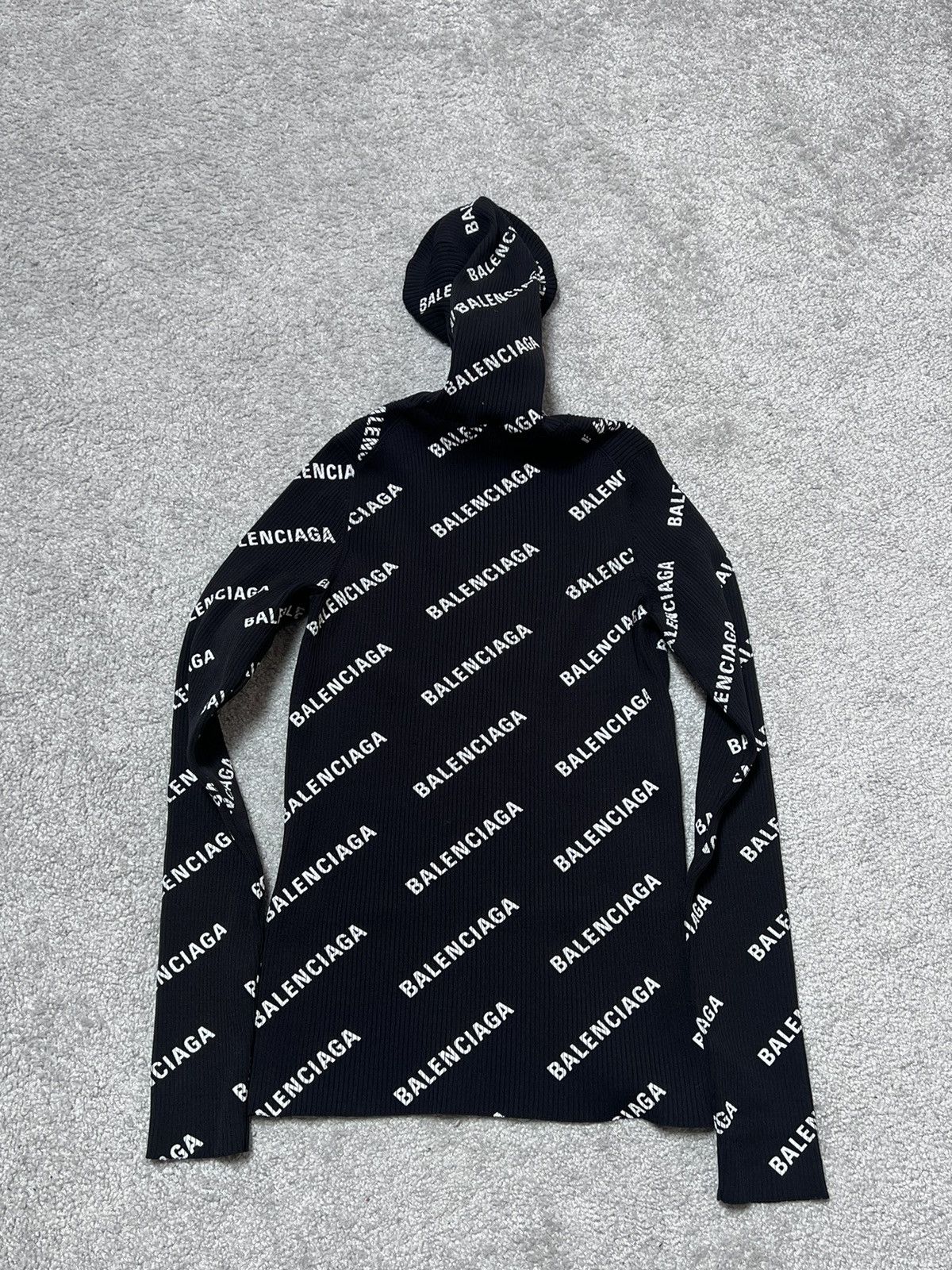 Balenciaga Balenciaga Monogram Ribbed Balaclava Turtleneck Hoodie Size US L / EU 52-54 / 3 - 14 Thumbnail