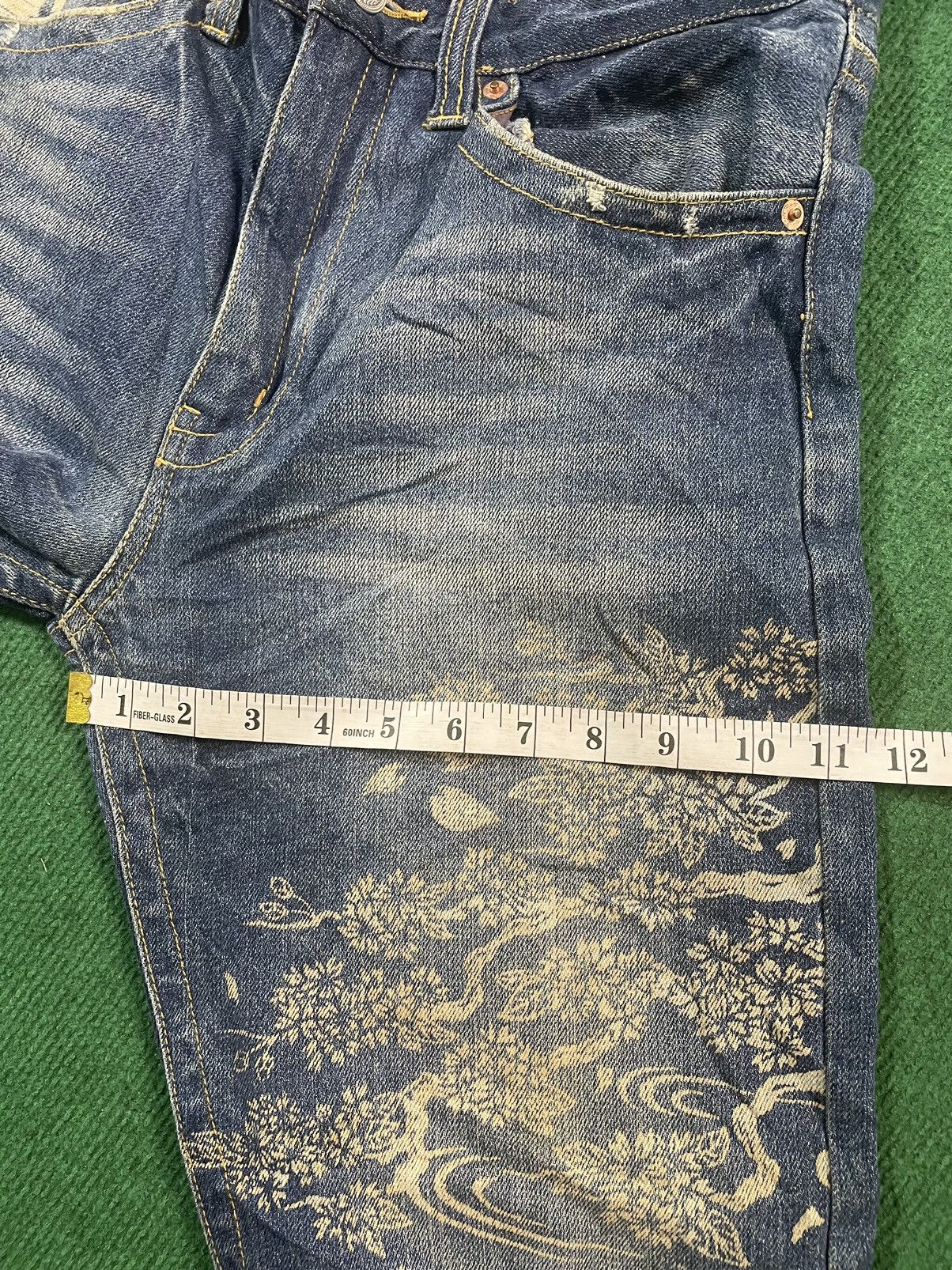 If Six Was Nine Vintage Japanese Jean with Koi Fish Painted Size US 32 / EU 48 - 14 Thumbnail