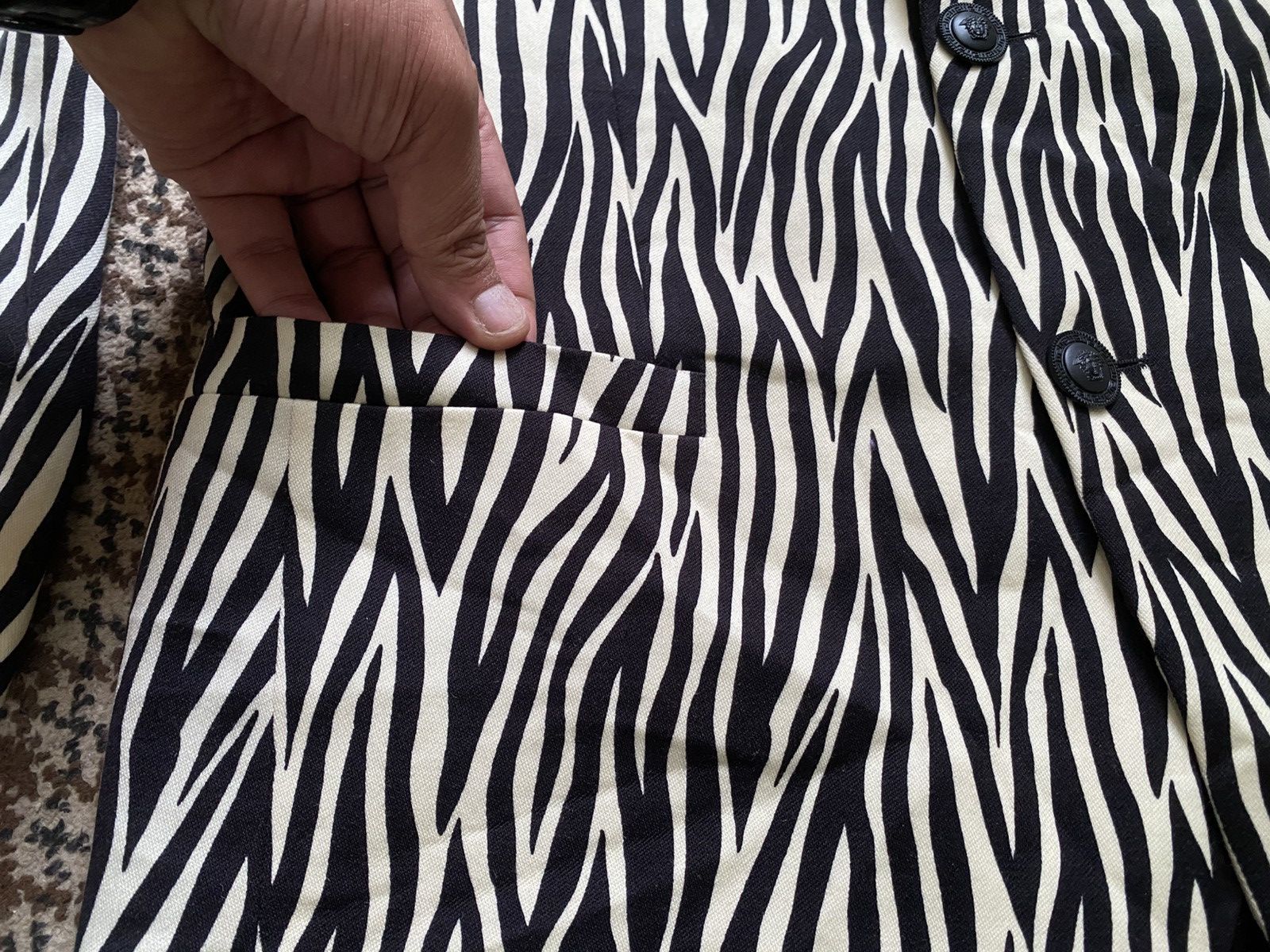 Versace Giani Versace Vintage Zebra Medusa Pure Wool Tailored Jacket Size 46S - 4 Thumbnail