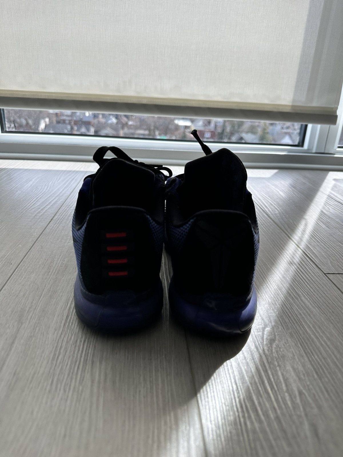Nike Kobe X Blackout Size US 8.5 / EU 41-42 - 4 Thumbnail