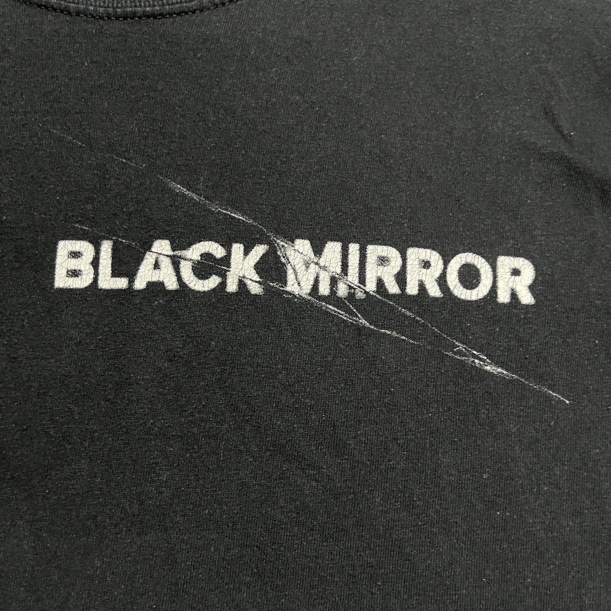 Other Black Mirror Cracked Screen T Shirt Size US S / EU 44-46 / 1 - 4 Thumbnail