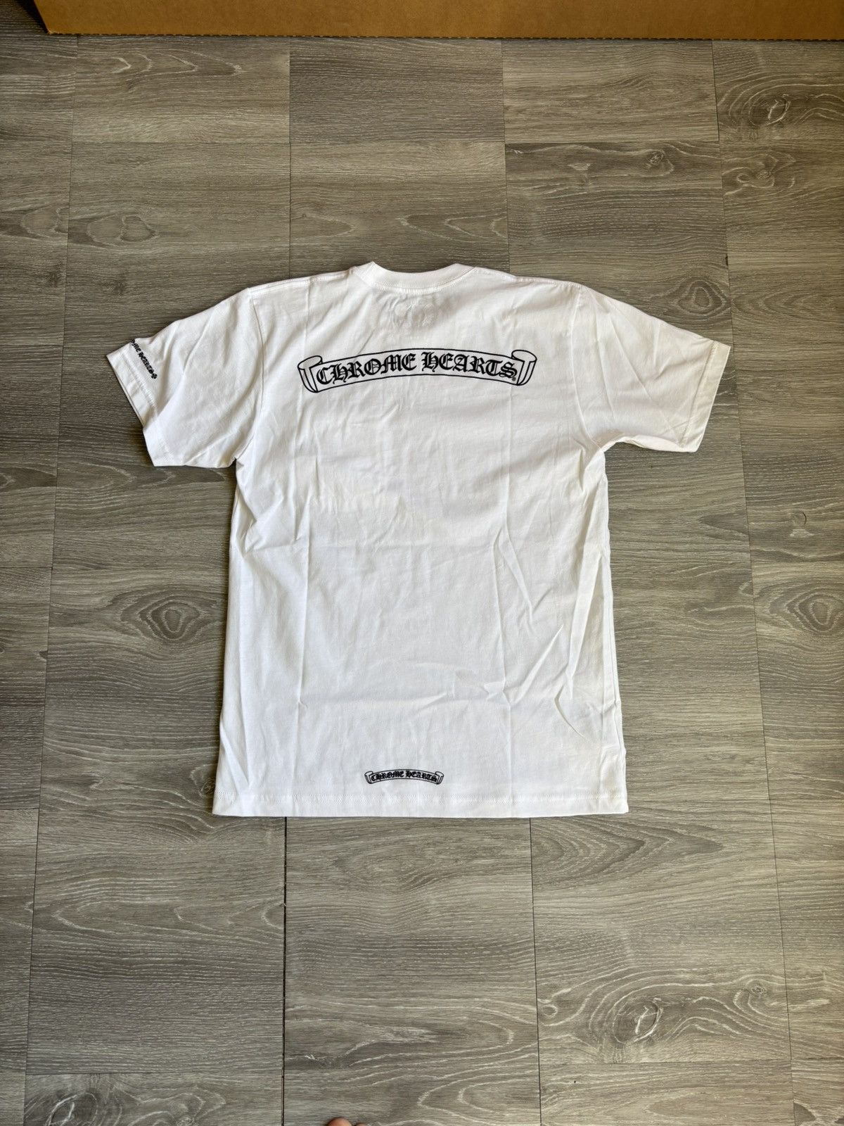 Chrome Hearts Chrome Hearts White Scroll Tee Size US L / EU 52-54 / 3 - 1 Thumbnail