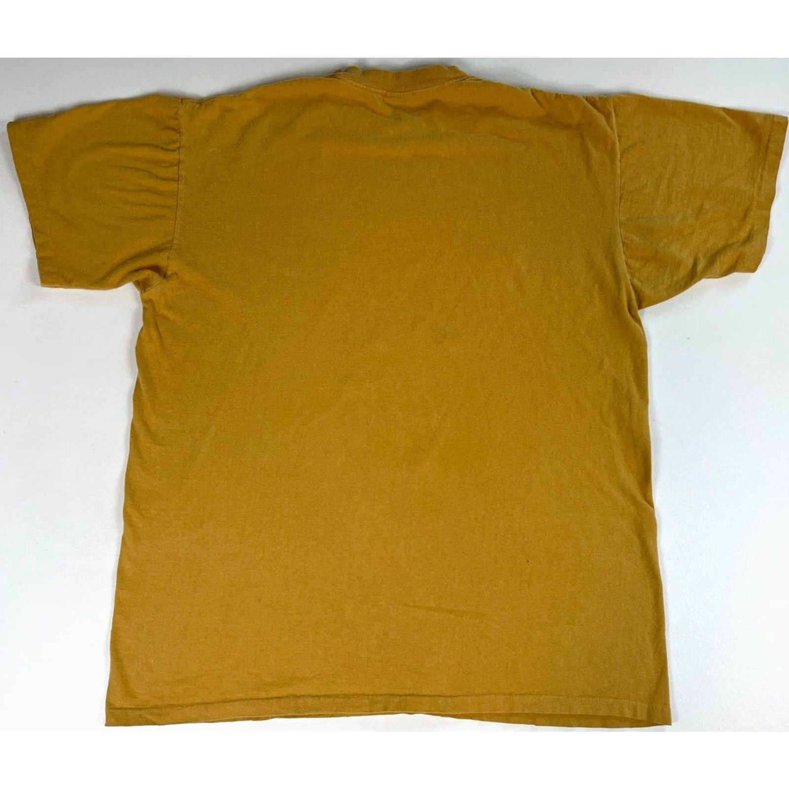 Vintage VINTAGE Oneita T-Shirt Mustard XL Lions and Tigers and Bears, Oh My! Men Graphic Print Nature 1990s Size US XL / EU 56 / 4 - 2 Thumbnail