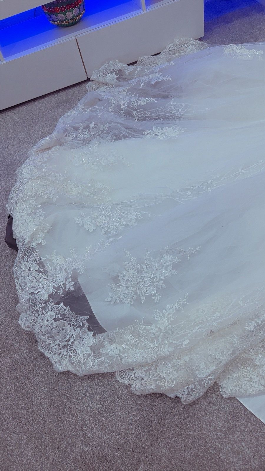 Other White wedding dress by Victoria Jane Size XL / US 12-14 / IT 48-50 - 7 Thumbnail