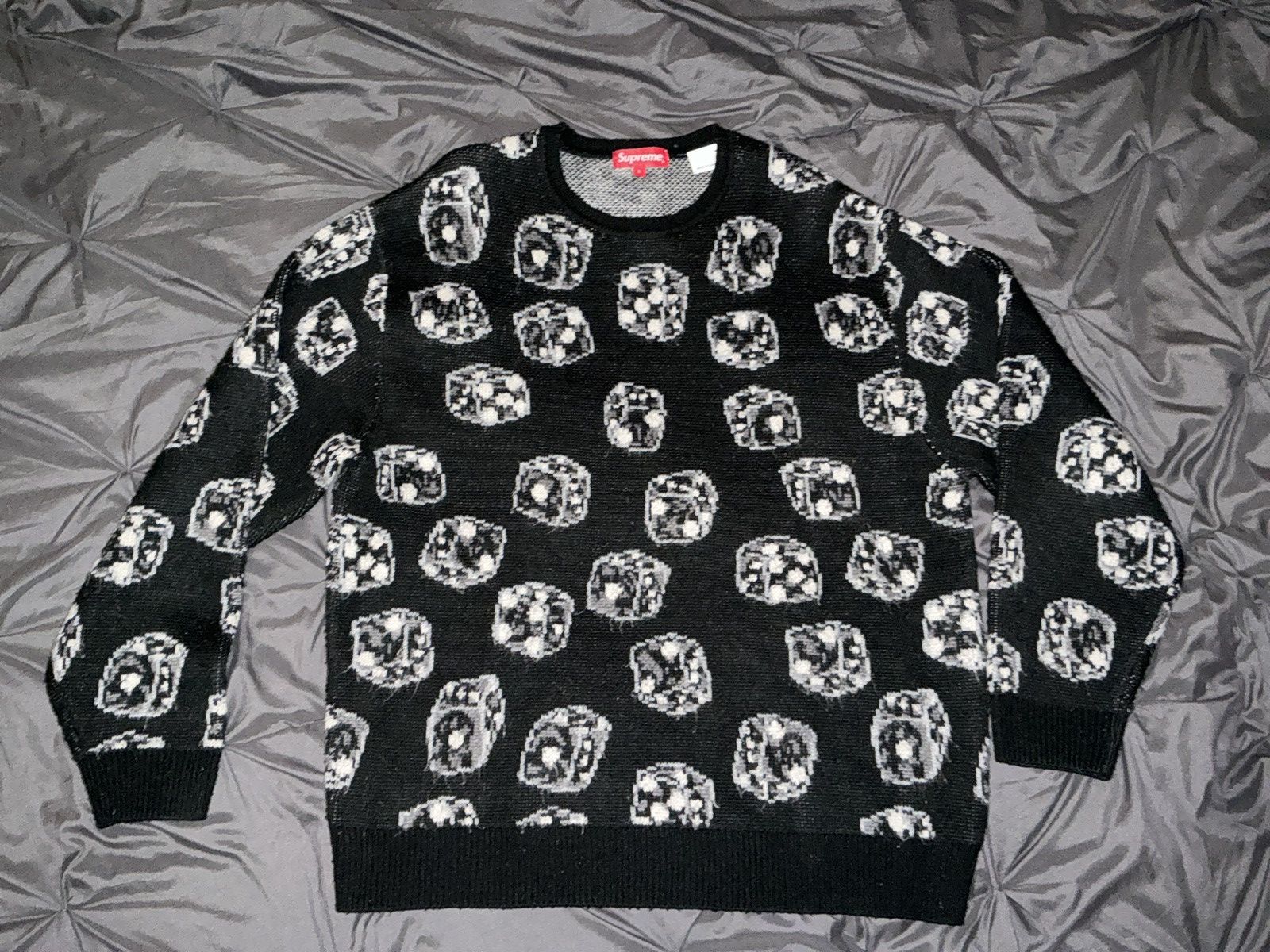 Supreme Supreme Dice Sweater Black - Size L Size US L / EU 52-54 / 3 - 1 Thumbnail