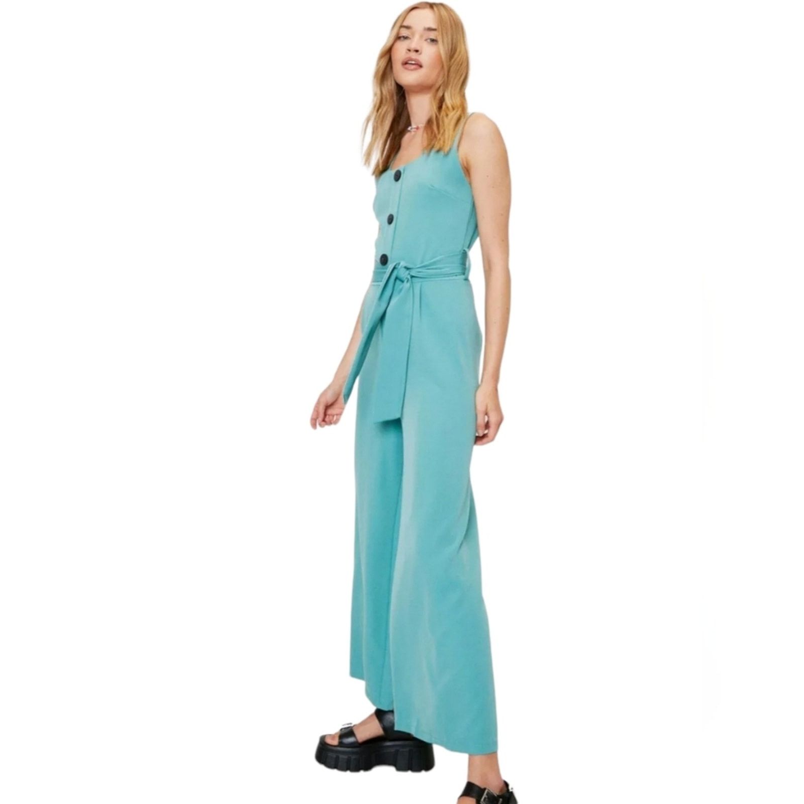 Nasty Gal NWT Nasty Gal Jump To It Wide Leg Jump Suit Small Size 28" / US 6 / IT 42 - 3 Thumbnail