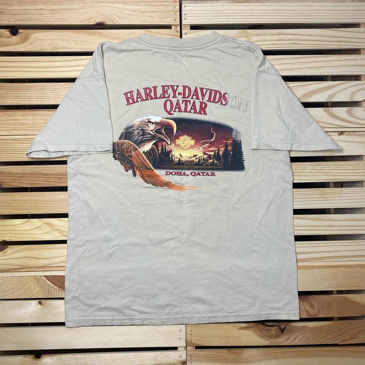 Harley Davidson Vintage Harley Davidson Doha, Qatar Tan Biker Tee Size Large Size US L / EU 52-54 / 3 - 1 Thumbnail