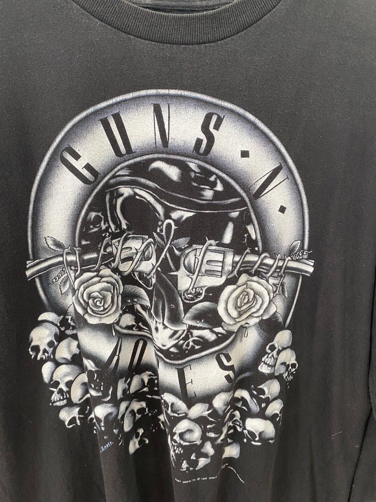 Band Tees VINTAGE 90s GUNS N ROSES heavy metal band longsleeve shirt Size US L / EU 52-54 / 3 - 3 Thumbnail