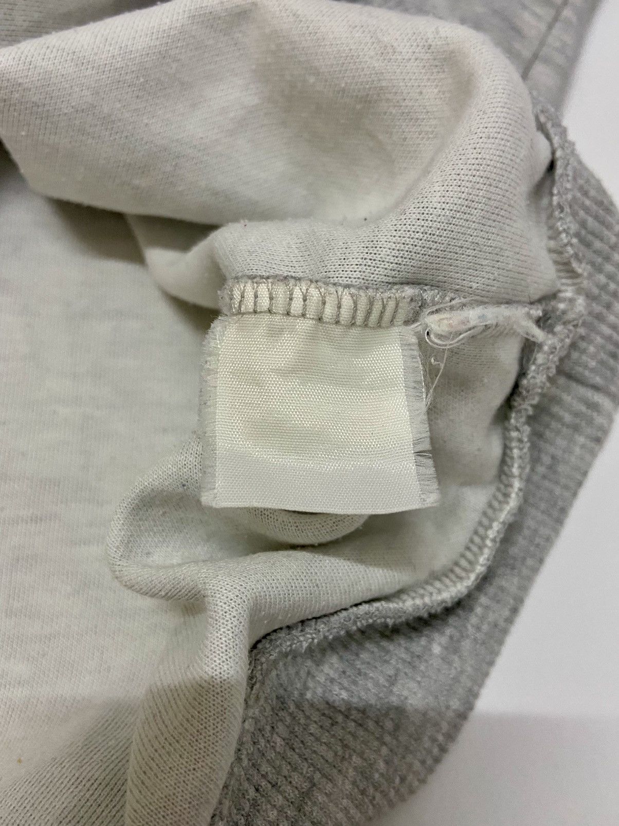 Gianni Valentino VINTAGE GIANNI VALENTINO SWEATSHIRT Size M / US 6-8 / IT 42-44 - 14 Thumbnail