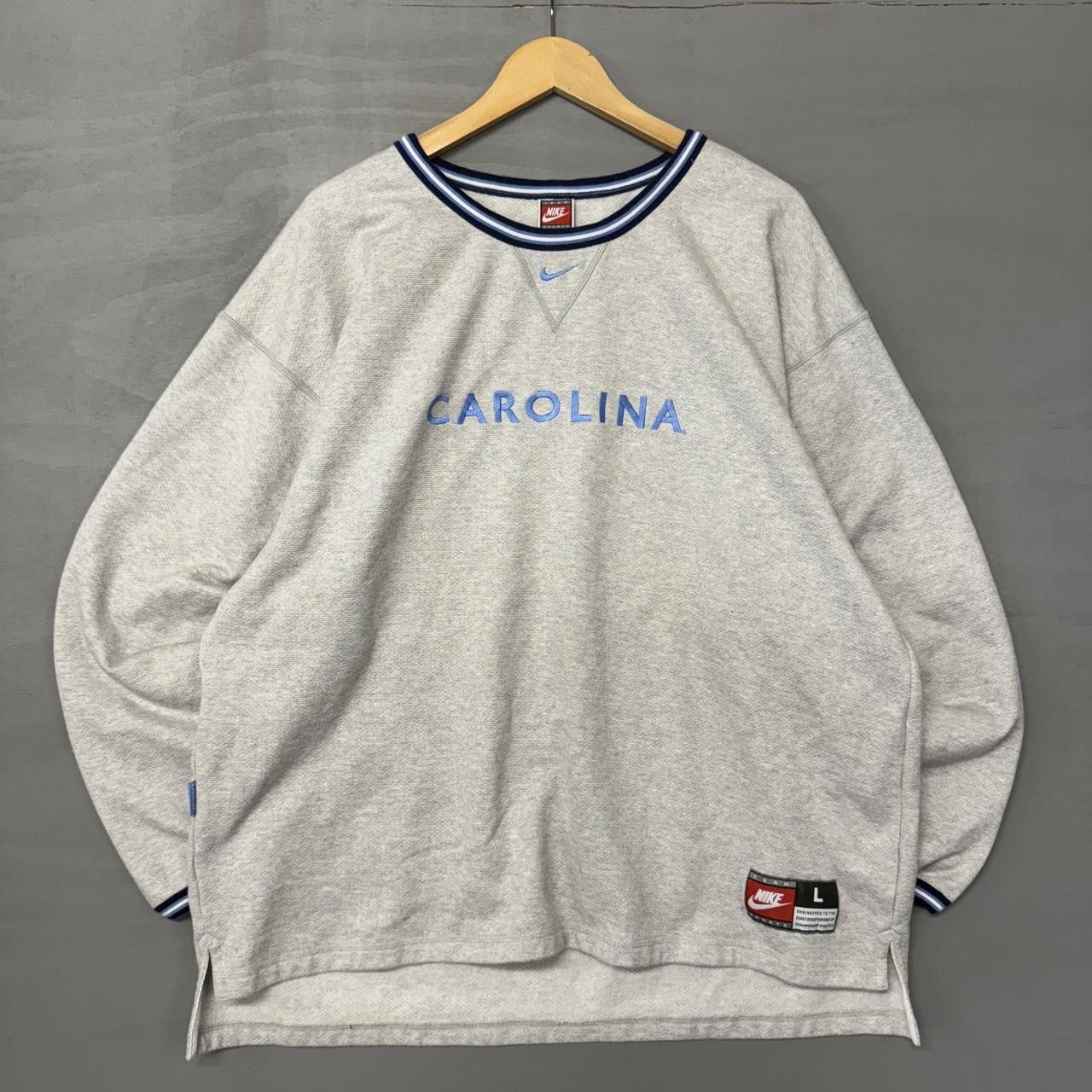 Nike Nike North Carolina Tar Heels Center Sweatshirt Size Large Size US L / EU 52-54 / 3 - 1 Thumbnail