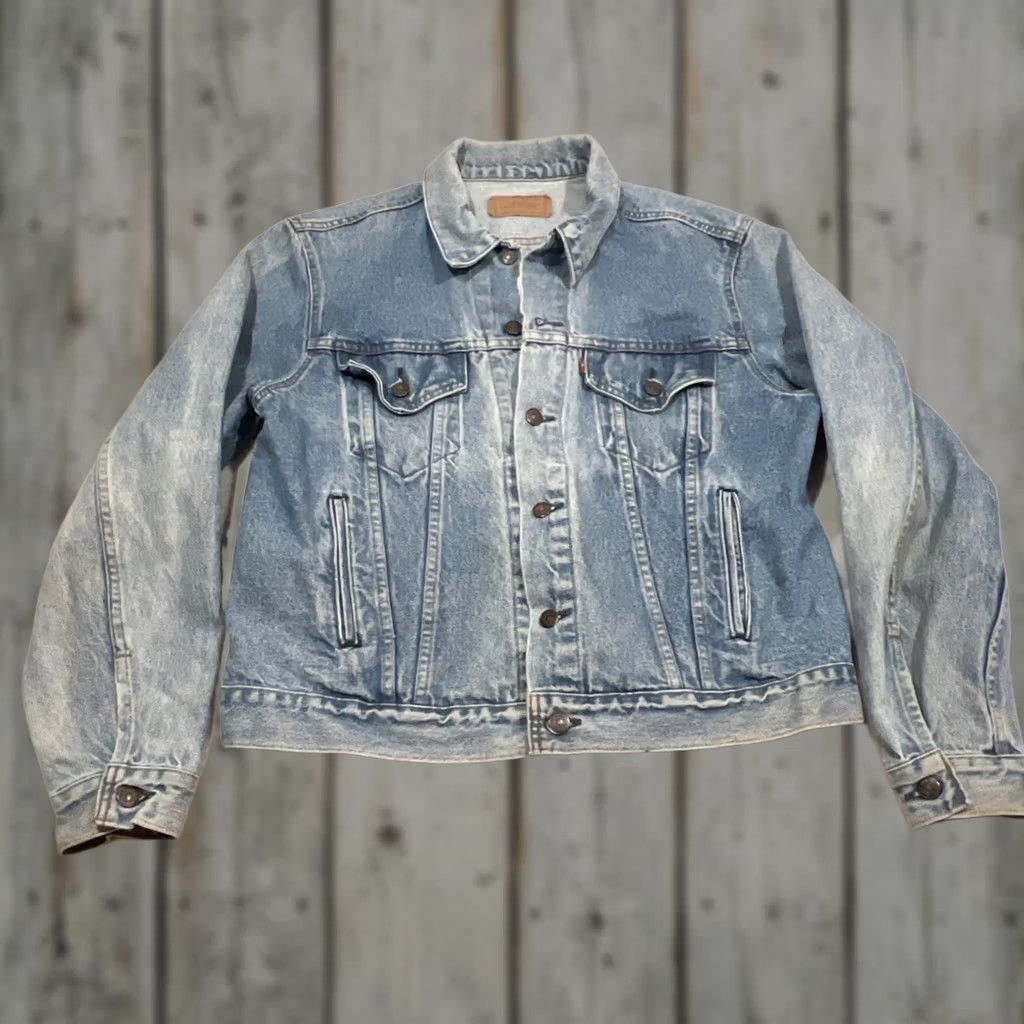 Levi's VINTAGE Levi’s Jacket Trucker USA Men’s 46R Denim Blue 70506-0214 Distressed Size US 30 / EU 46 - 1 Thumbnail