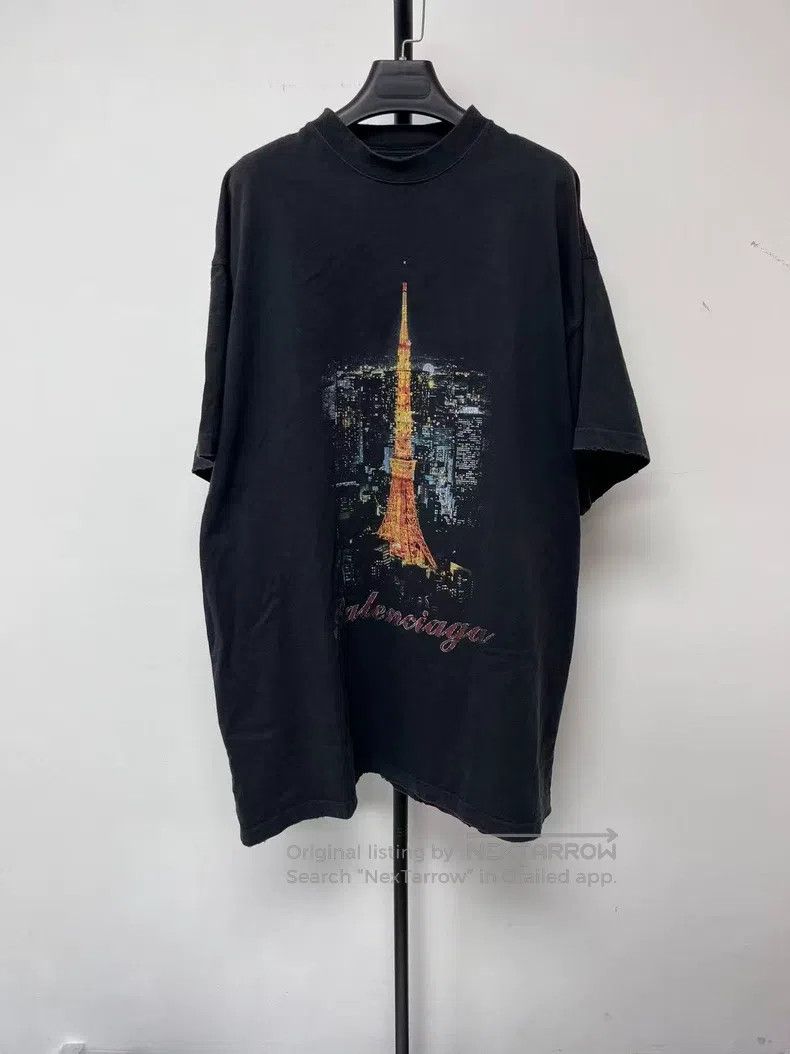 Other Balenciaga Pattern Printed Round Neck Raglan Short Sleeve Size US L / EU 52-54 / 3 - 1 Thumbnail