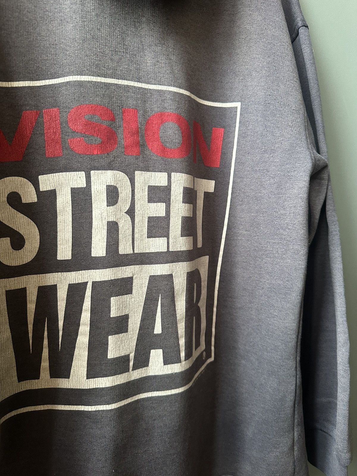 Vision Streetwear Vintage 90s Vision Streetwear Reversible Graphic Logo Hoodie Size US L / EU 52-54 / 3 - 5 Thumbnail