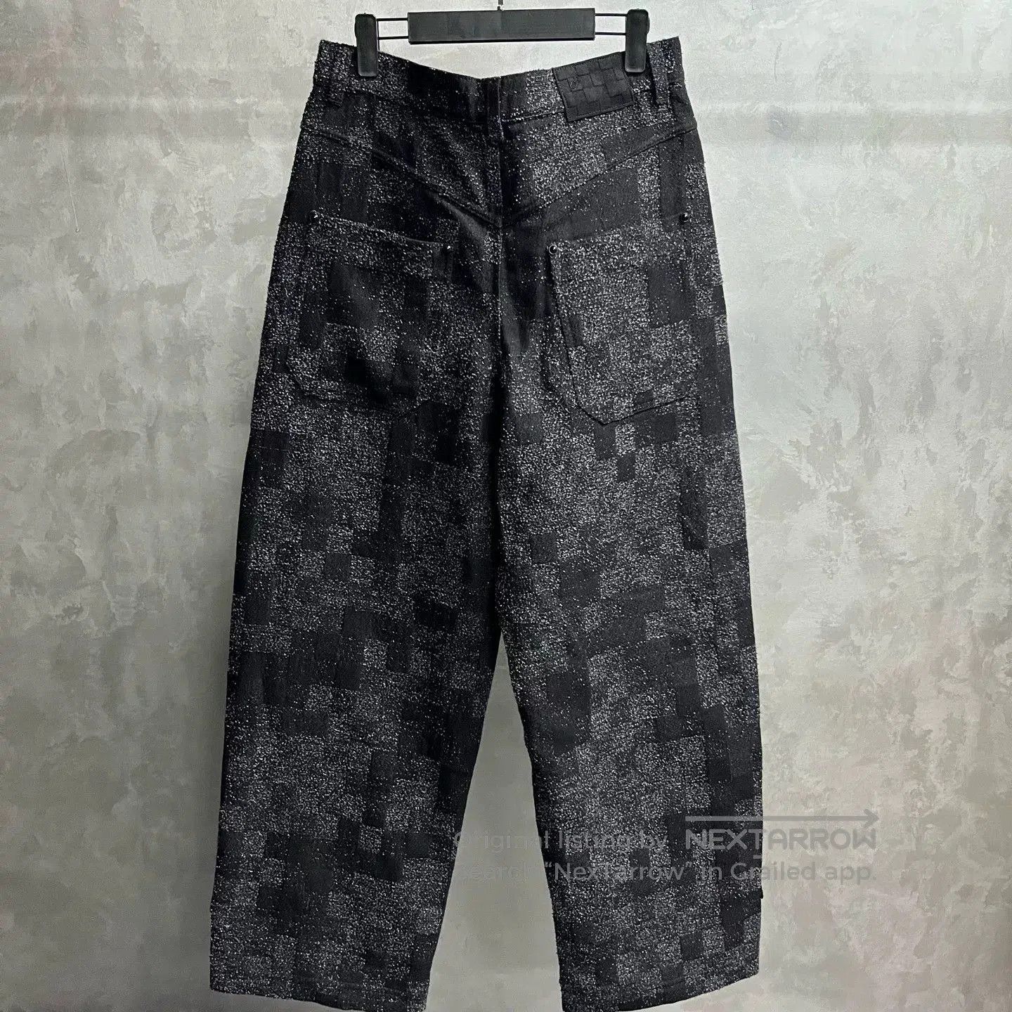 Louis Vuitton Louis Vuitton 25 Black Pearl Rivet Jeans. Size US 31 - 6 Thumbnail