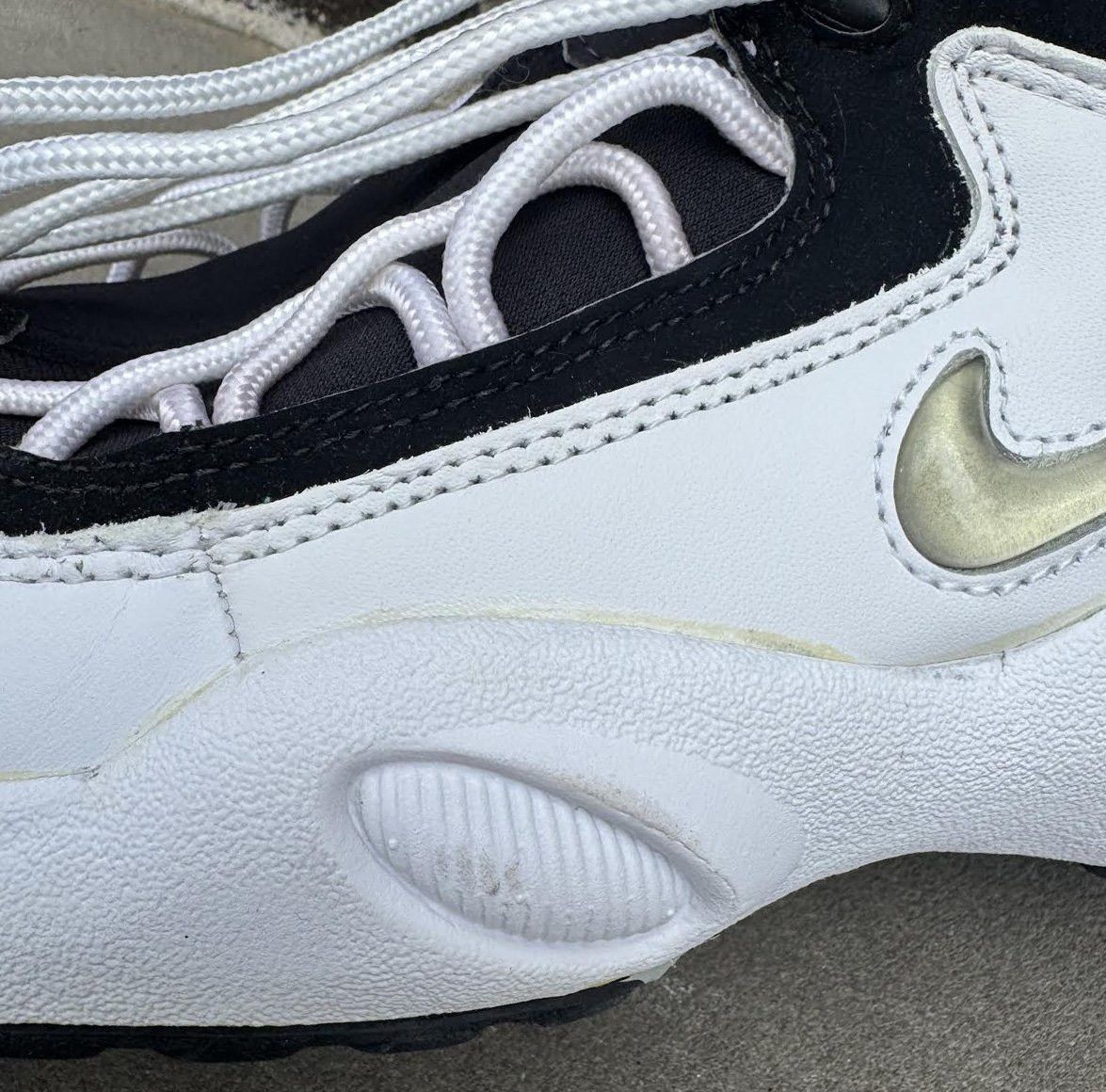 Nike Nike Air Lambaste White / Metallic Silver / Black Size 10 DS Size US 10.5 / EU 43-44 - 9 Thumbnail