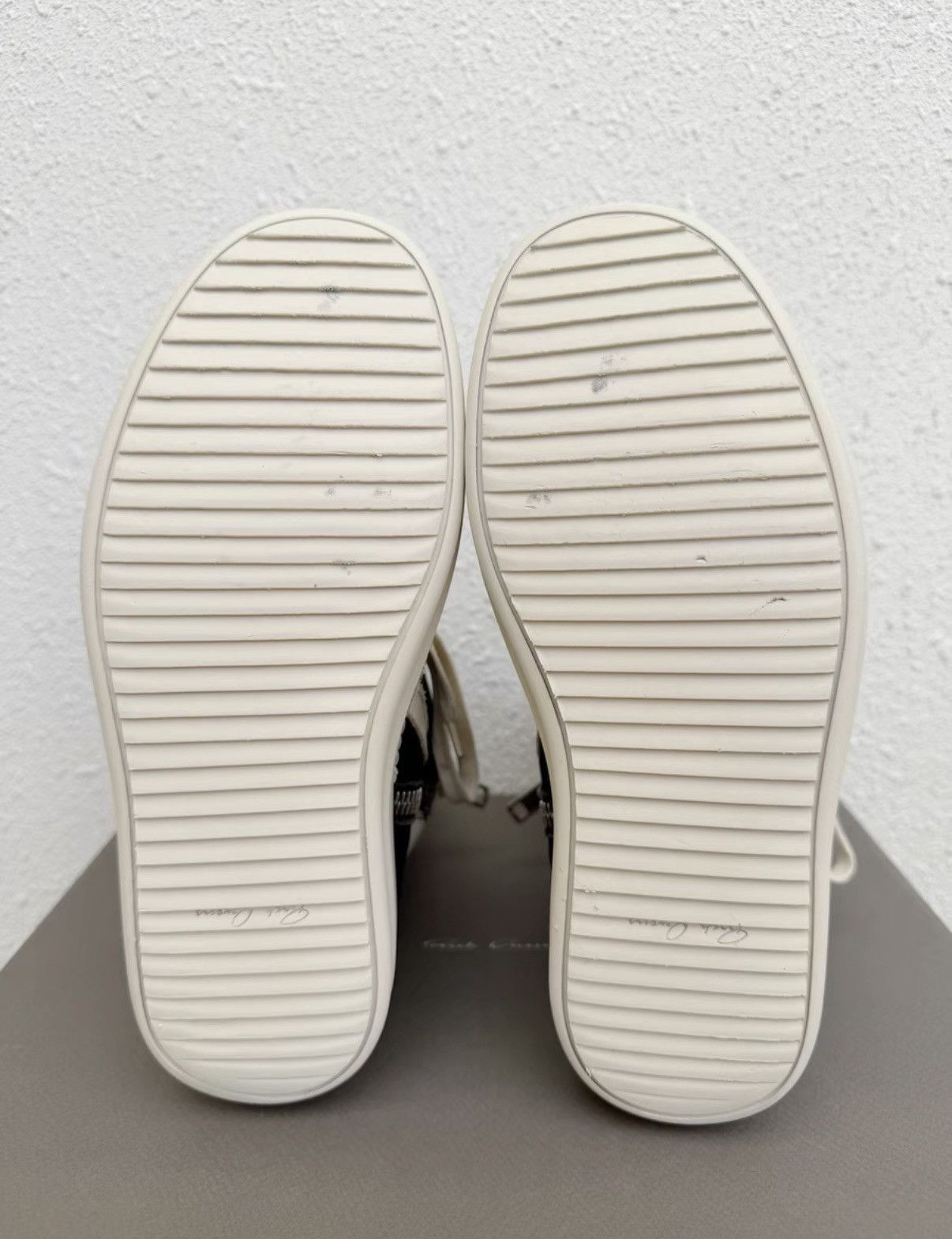 Rick Owens Rick Owens women's high-top sneakers black/white Size US 5 / IT 35 - 9 Thumbnail