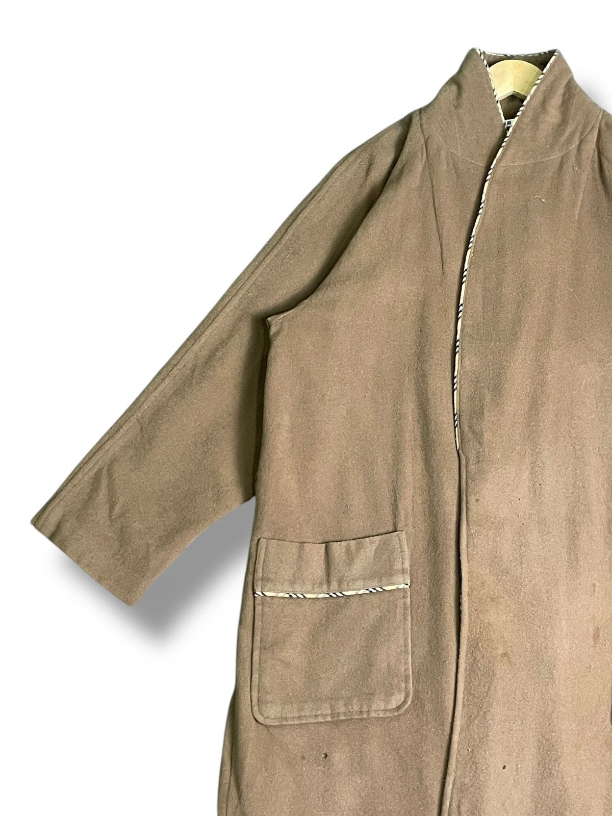 Burberry × Vintage Burberry London x Vintage Long Coat (30) Size US M / EU 48-50 / 2 - 2 Thumbnail