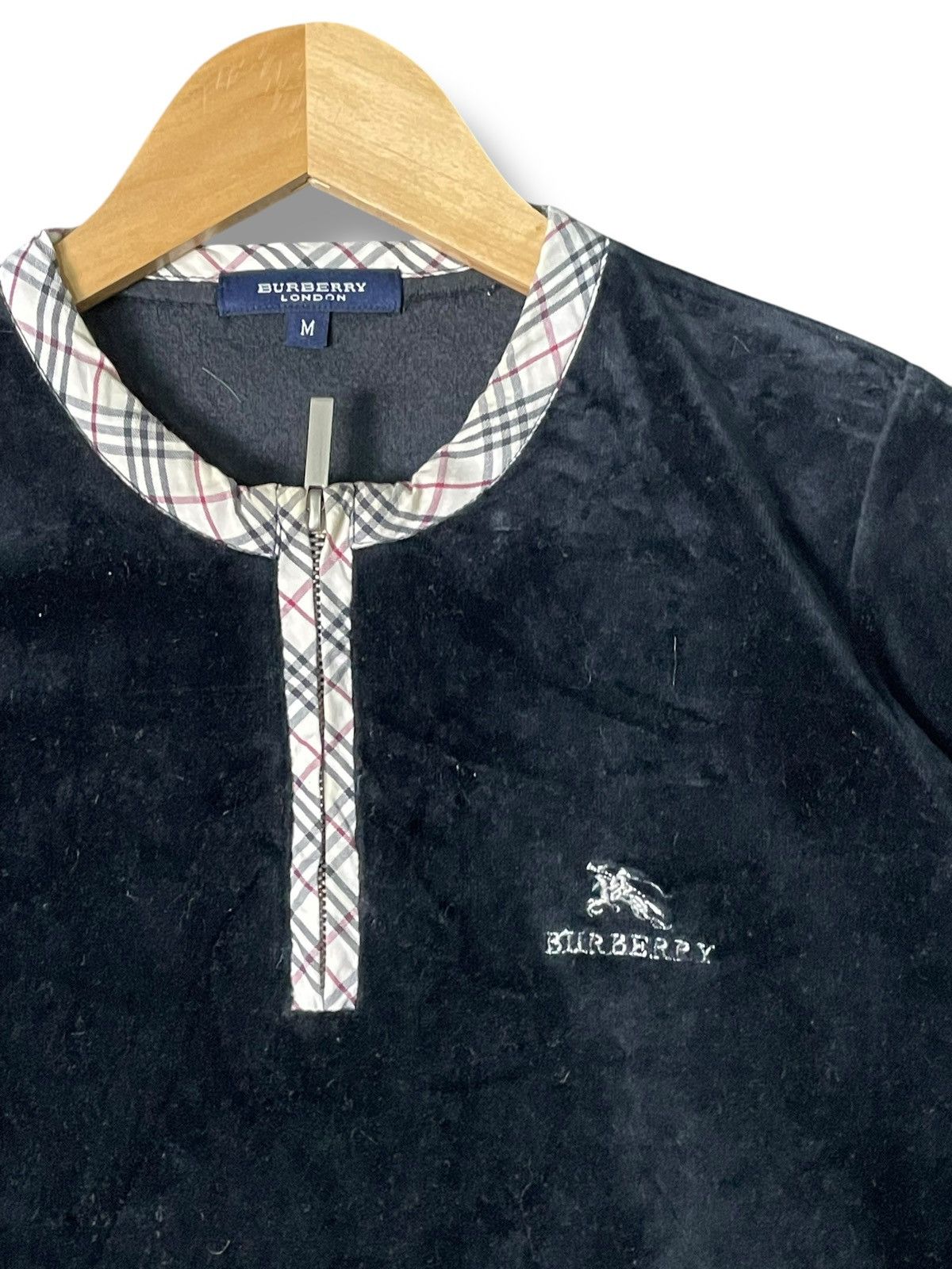 Burberry × Designer × Vintage Burberry Women Half Zipper Crop Top (42) Size M / US 6-8 / IT 42-44 - 4 Thumbnail
